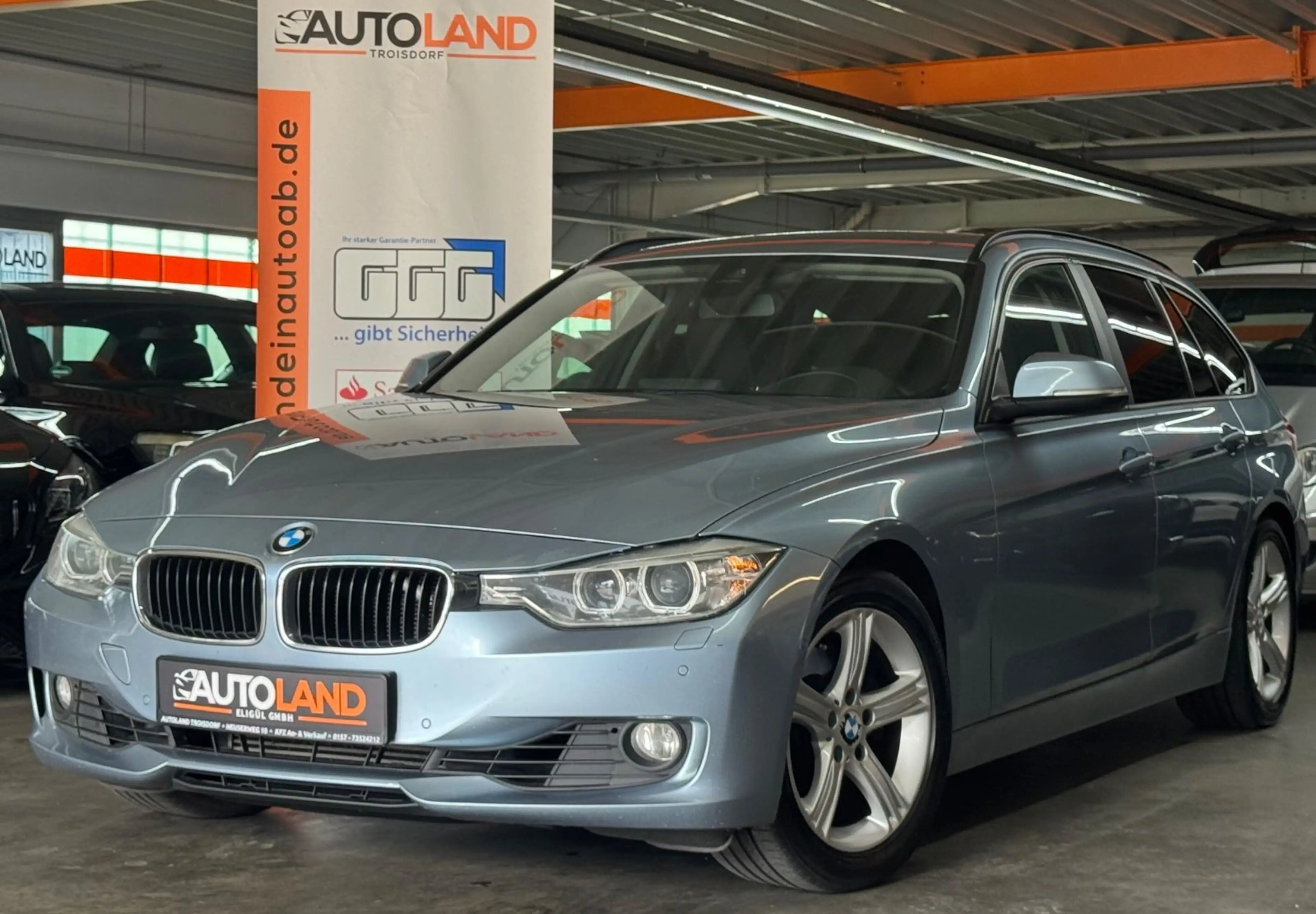 BMW 330 d Touring*AUTOM.*XENON*NAVI*HUD*KAMERA*KEYLES — photo 2