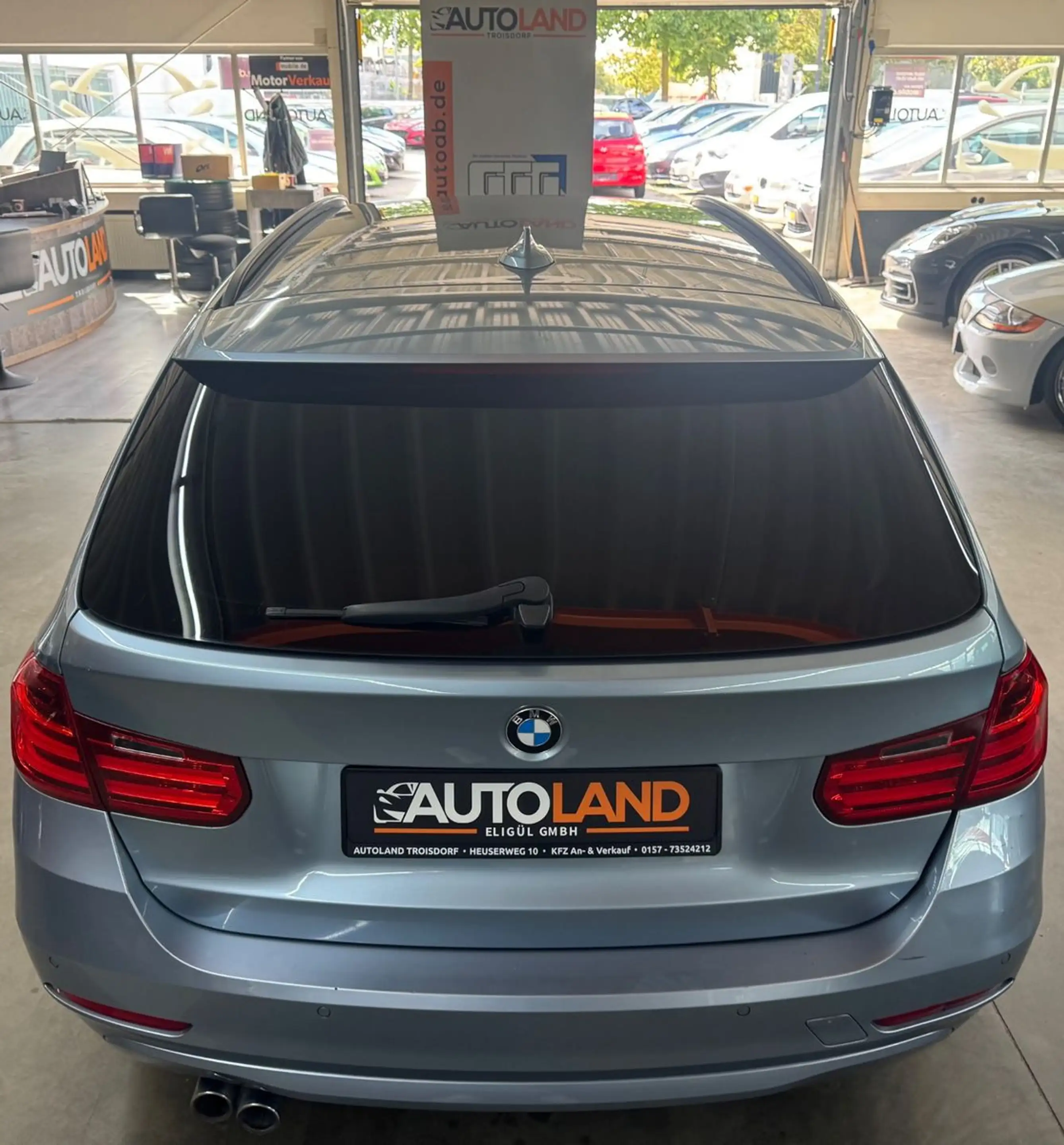BMW 330 d Touring*AUTOM.*XENON*NAVI*HUD*KAMERA*KEYLES — photo 8