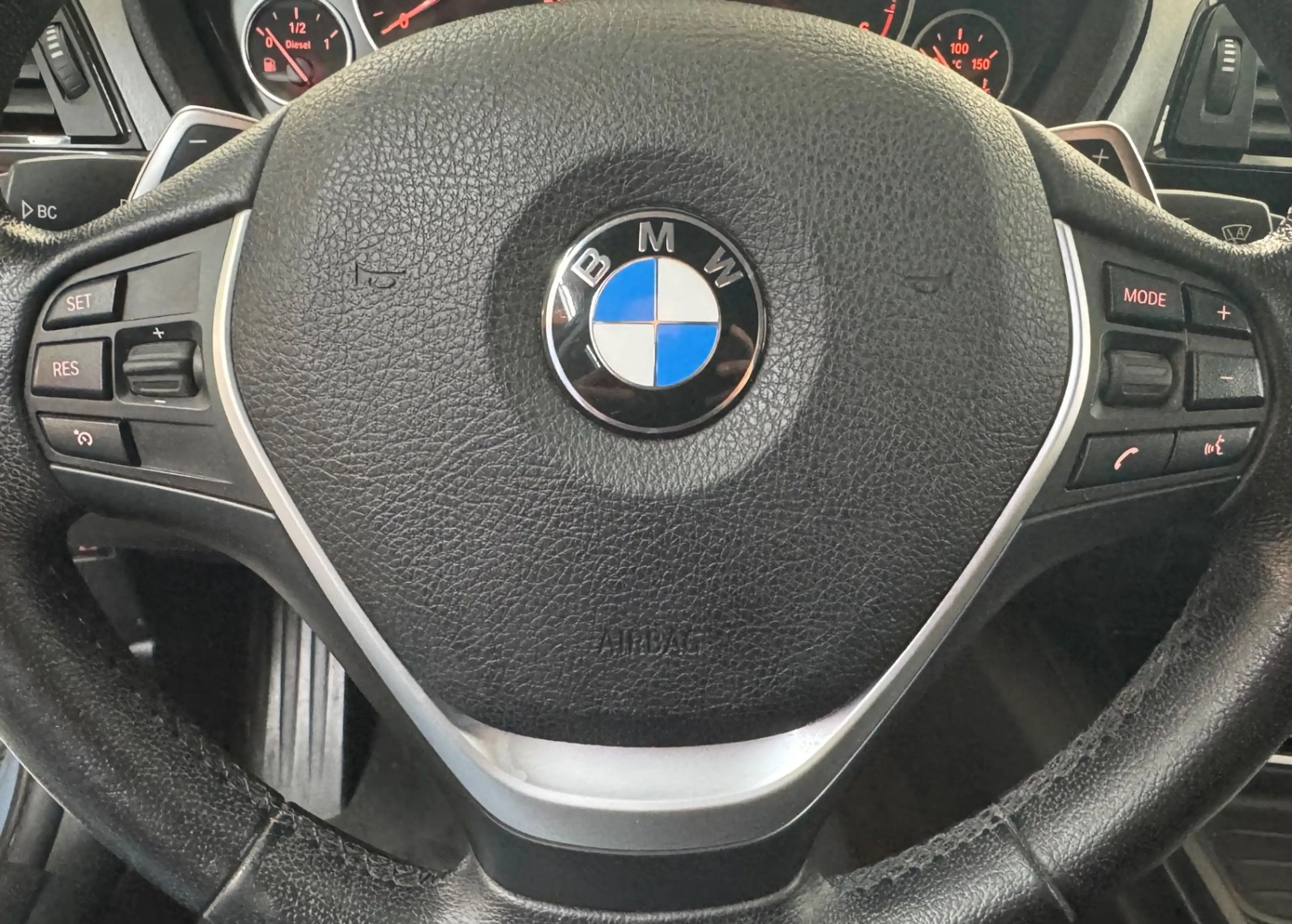 BMW 330 d Touring*AUTOM.*XENON*NAVI*HUD*KAMERA*KEYLES — photo 13