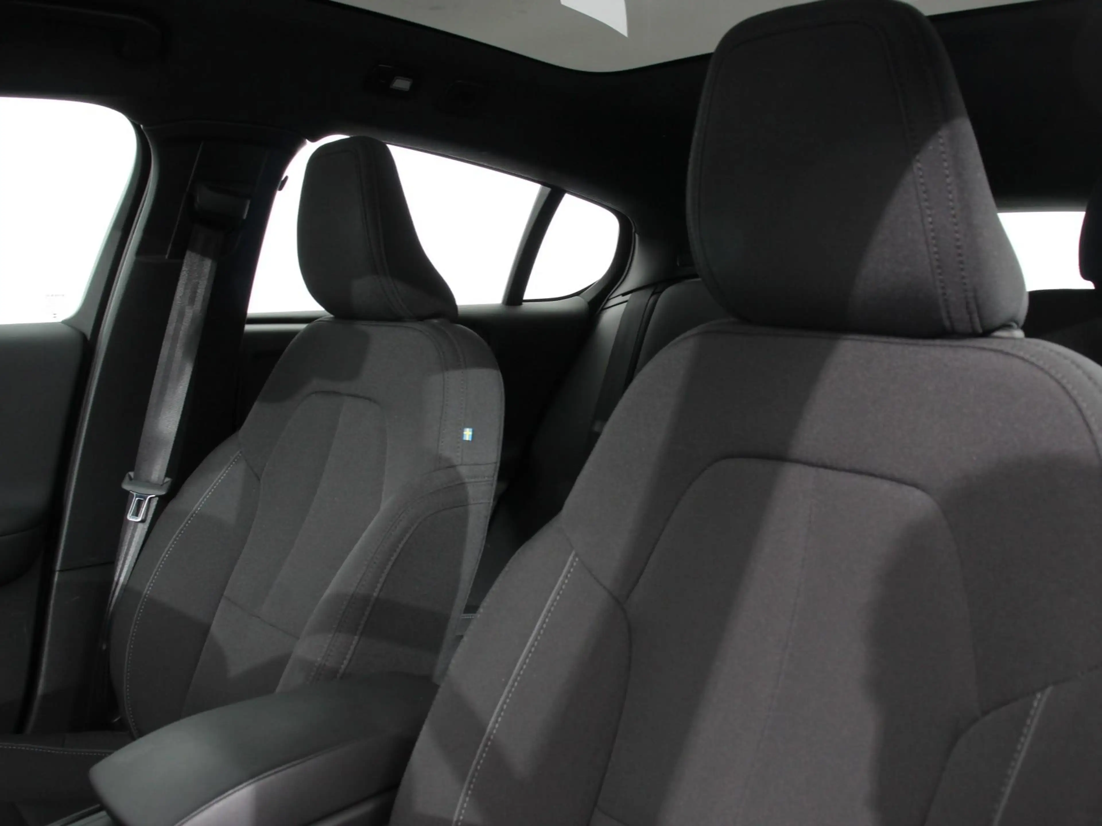 Volvo C40 Single Motor Plus 69 kWh Panoramadak Navigatie Cam — photo 10