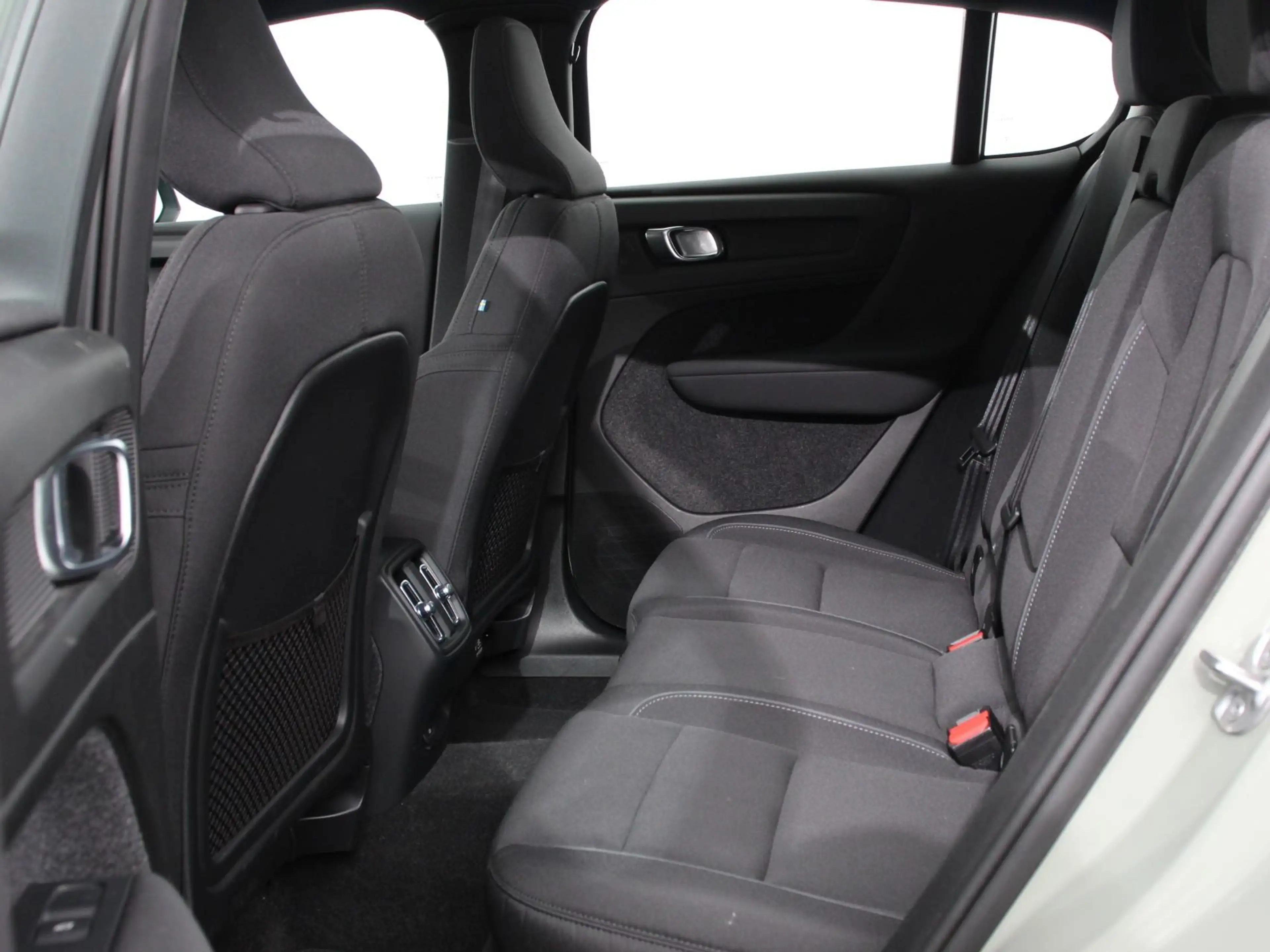 Volvo C40 Single Motor Plus 69 kWh Panoramadak Navigatie Cam — photo 11
