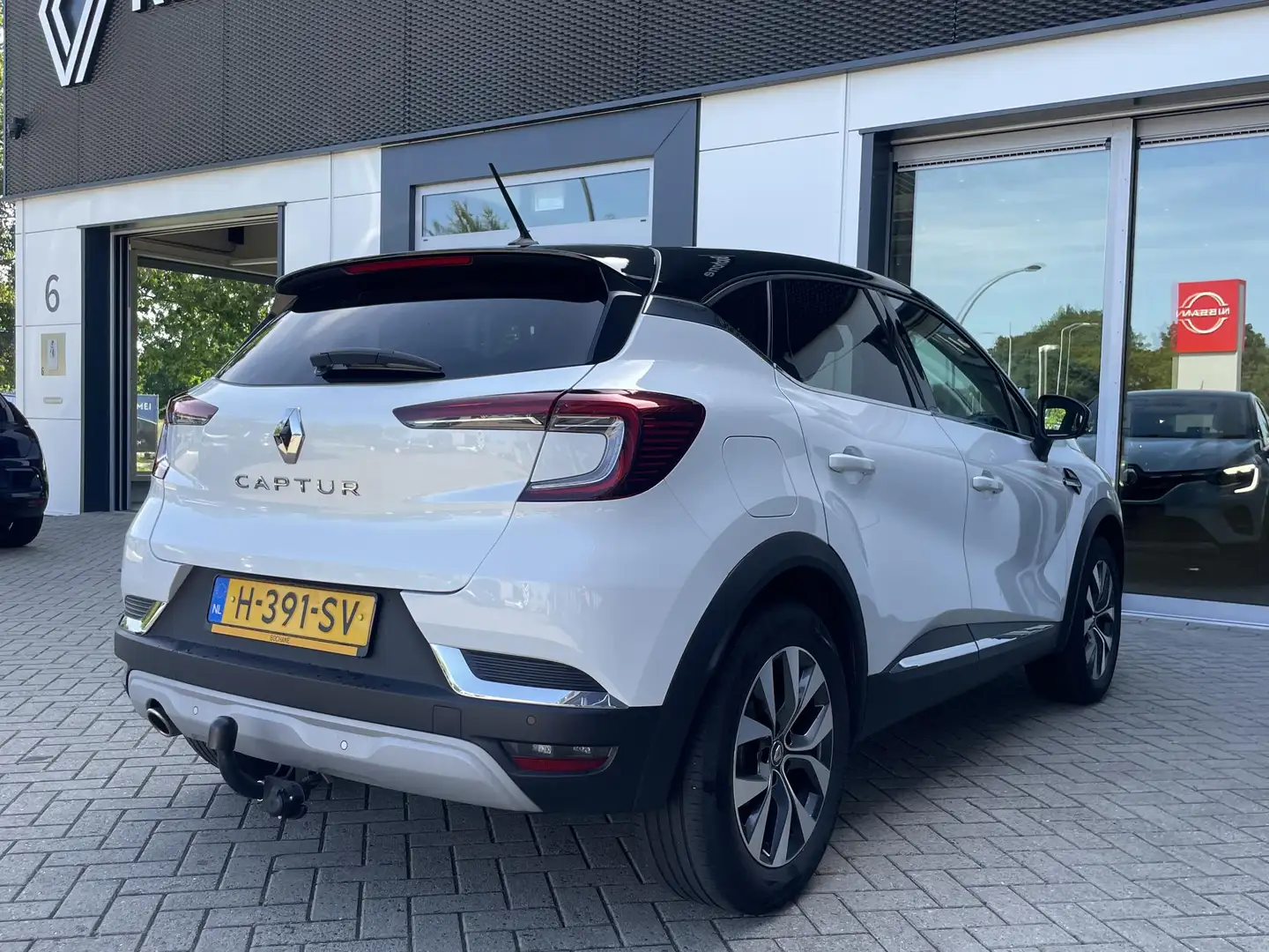 Renault Captur 1.3 TCe 130 Intens Weiß - 2