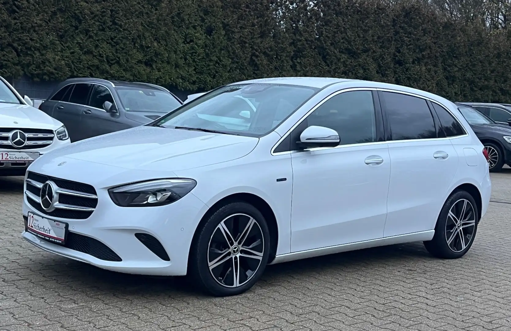 Mercedes-Benz B 250 B250 E 8G-DCT Progressive-360°CAM-TOTWKNL-SPUR- Argent - 1