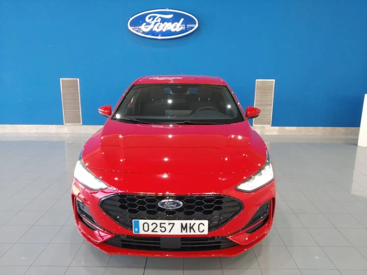 Ford Focus BERLINA ST LINE X 1.0 EcoBoost MHEV 92KW (125CV) S Rouge - 2