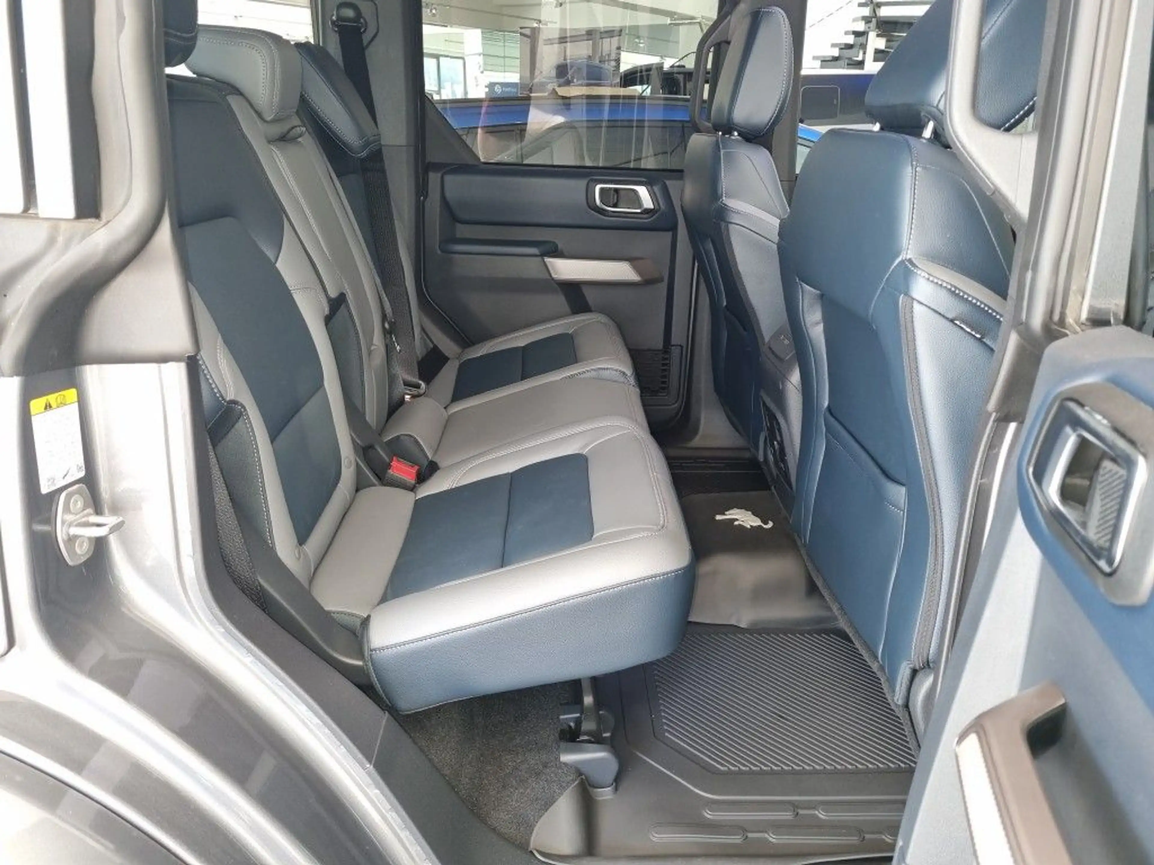 Ford Bronco 2.7 EcoBoost V6 Outer Banks — photo 10