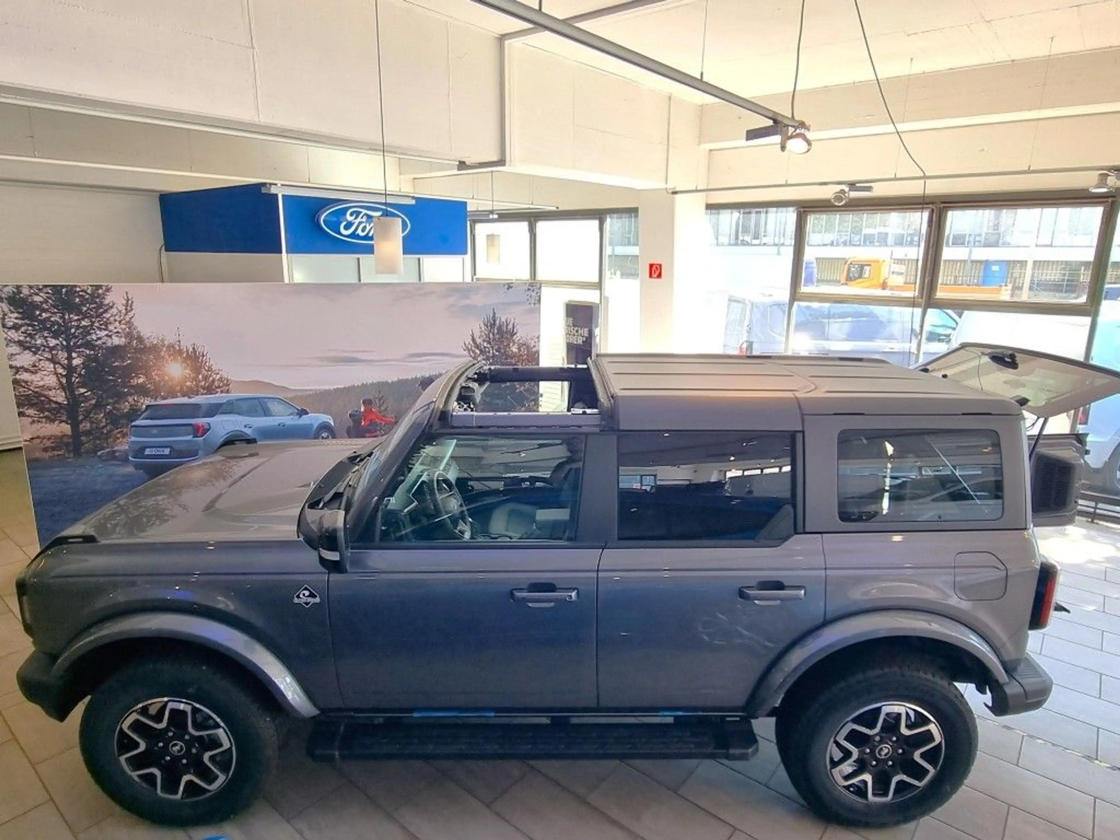 Ford Bronco 2.7 EcoBoost V6 Outer Banks — photo 5