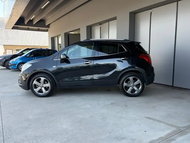 Opel Mokka view 3