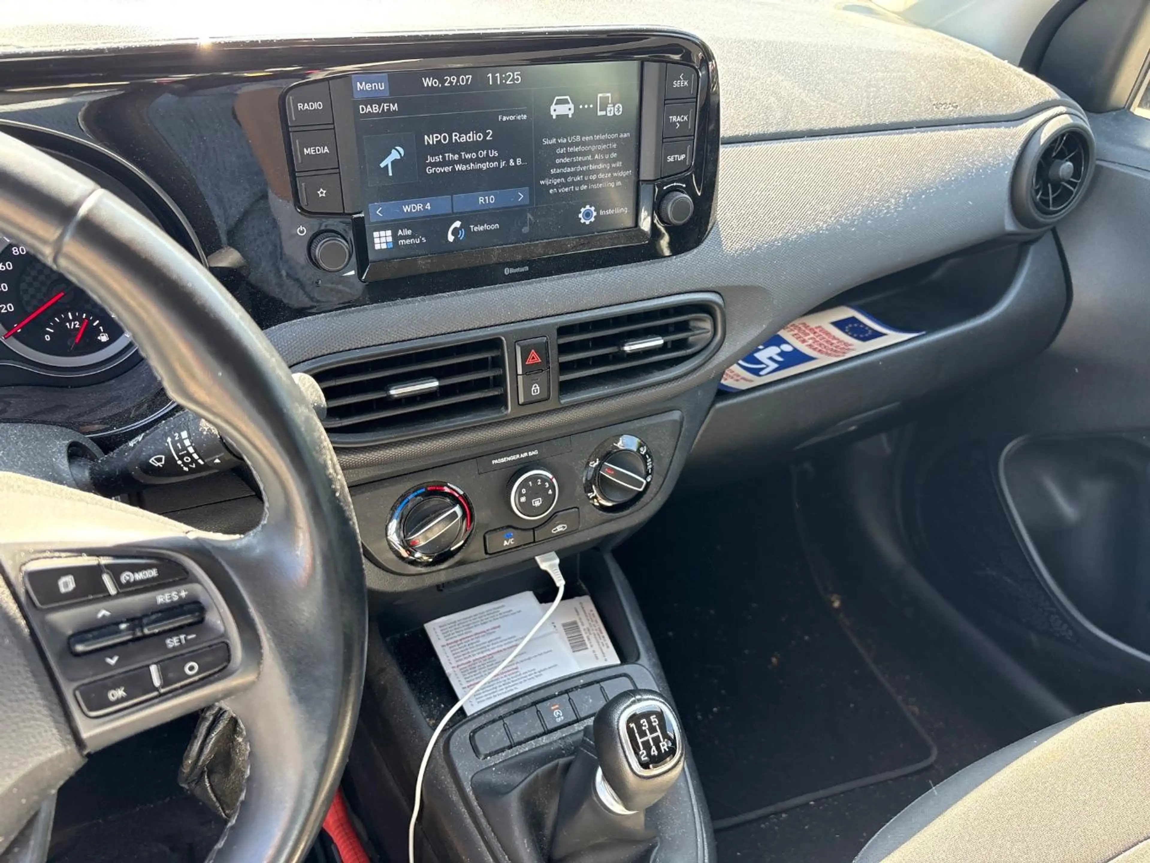 Hyundai i10 1.0 Comfort — photo 8