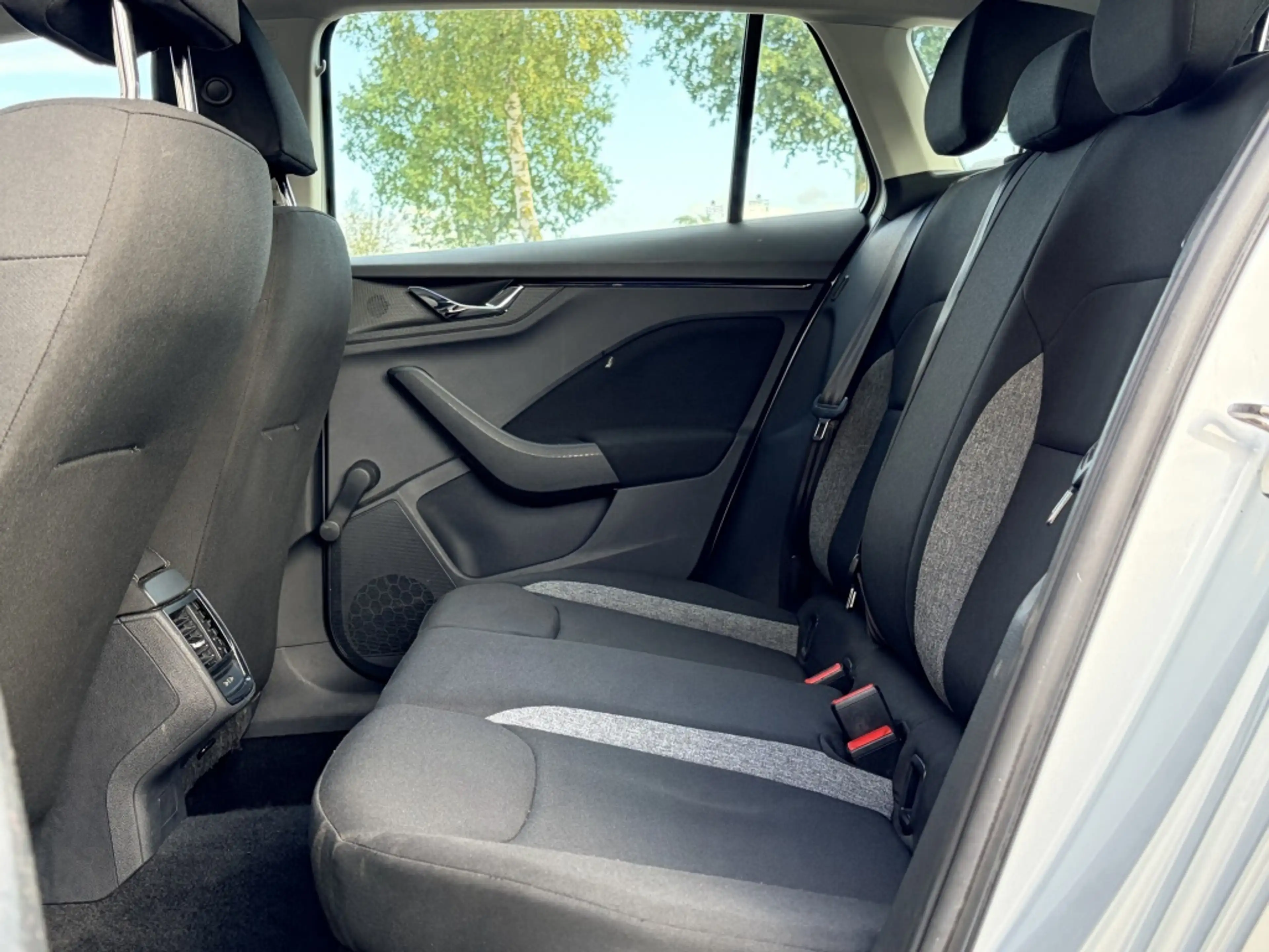 Skoda Scala 1.0 TSI Active - airco - cruise - Bluetooth - — photo 10