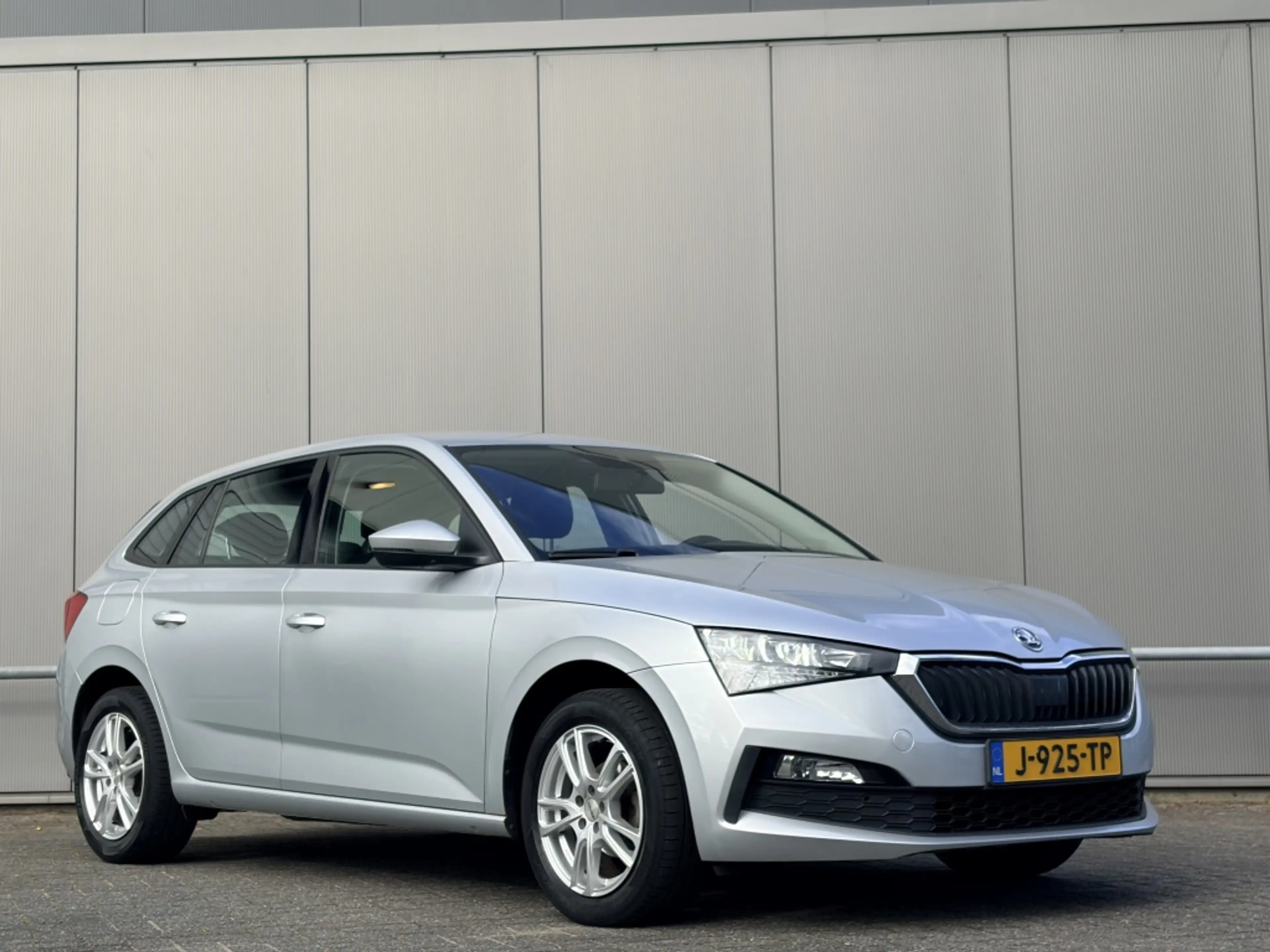 Skoda Scala 1.0 TSI Active - airco - cruise - Bluetooth - — photo 3