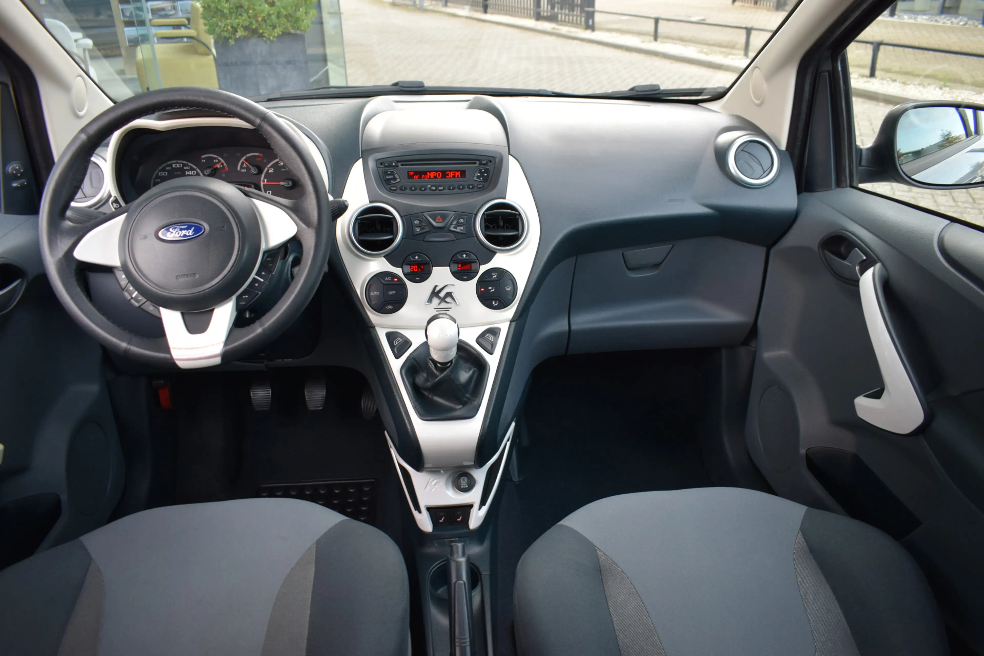 Ford Ka/Ka+ 1.2 Titanium X start/stop | Climate Control | Stoe — photo 3