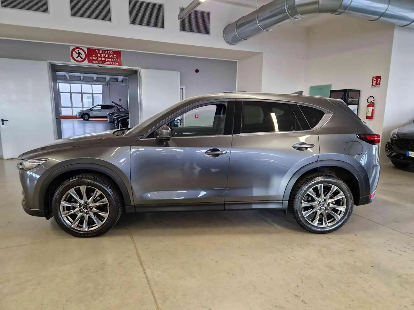 Mazda CX-5 2.2L Skyactiv-D 184 CV AWD Signature Grigio - 2