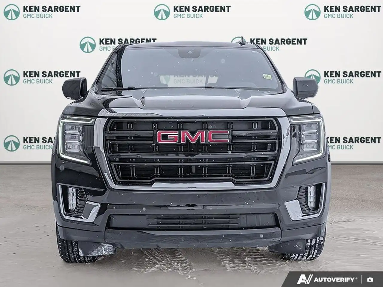 GMC Yukon снимка GMC Yukon