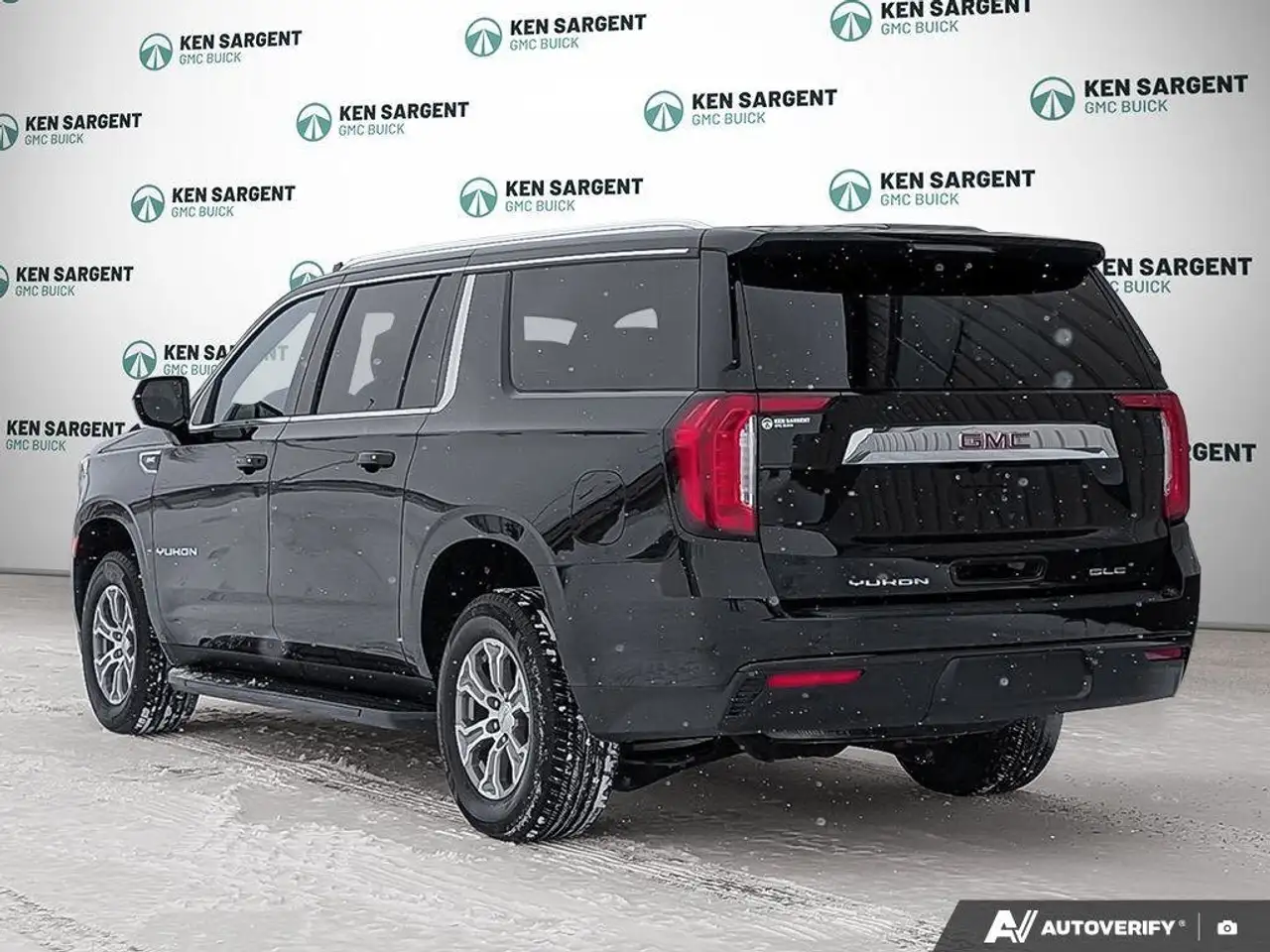 GMC Yukon снимка GMC Yukon