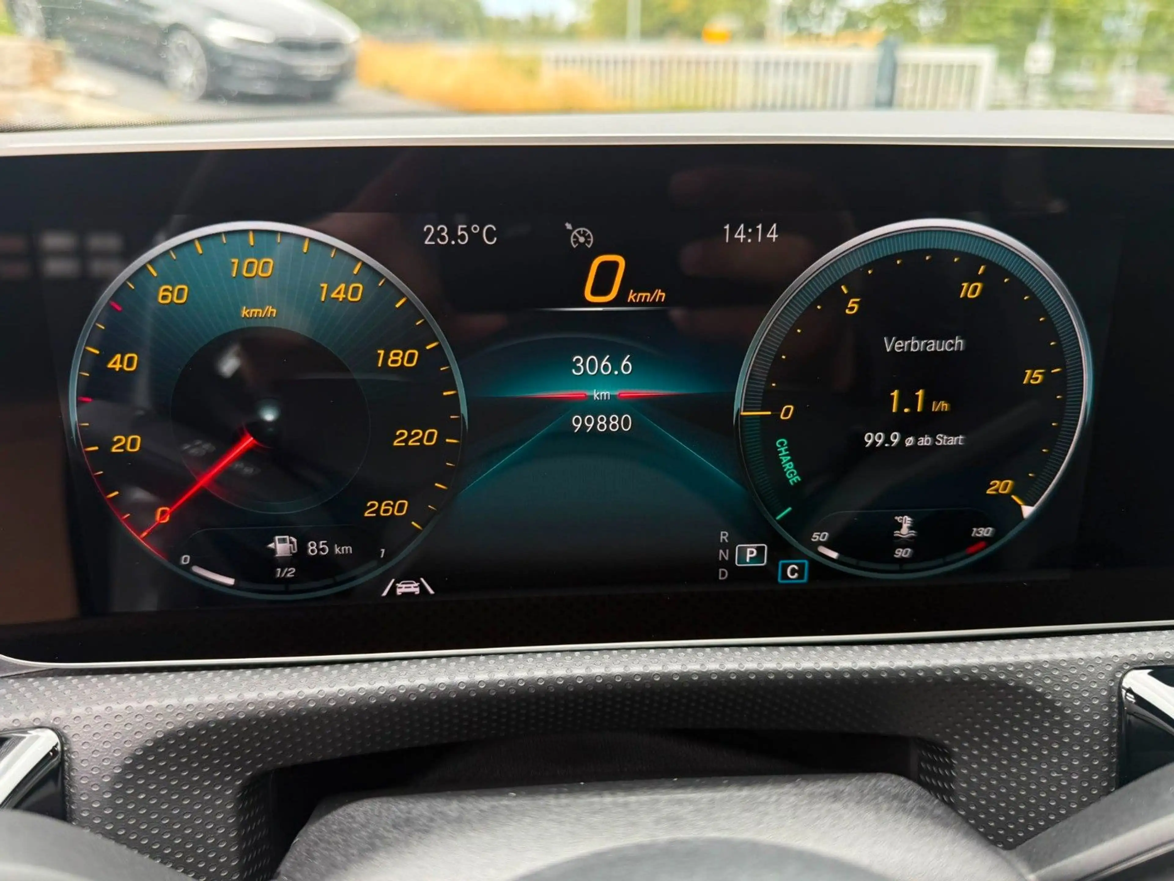 Mercedes-Benz A 250 * AUTOMATIK * LEDER * SPURHALTE * — photo 12