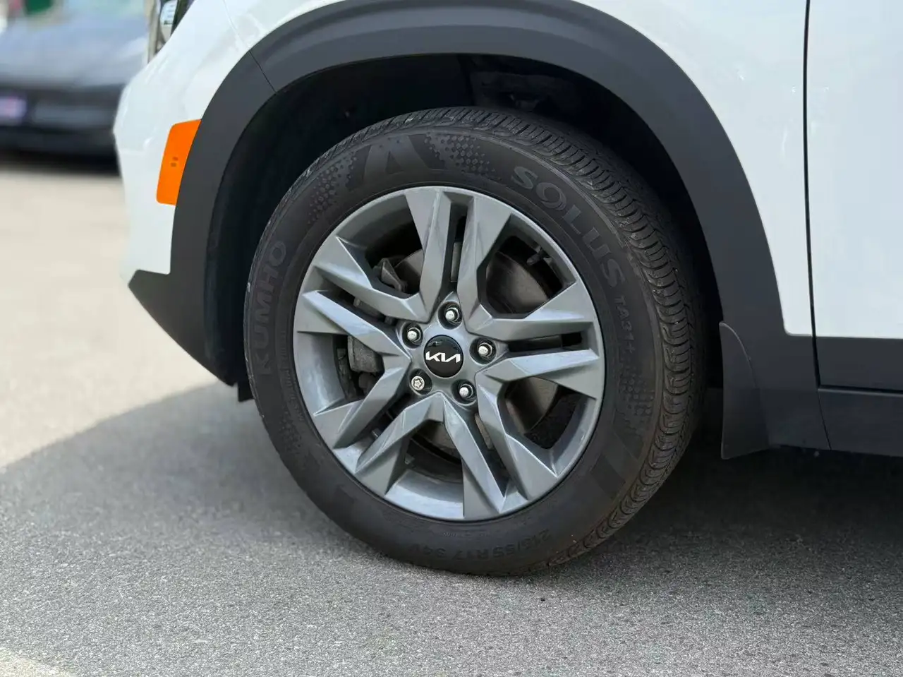 Kia Seltos photo Kia Seltos