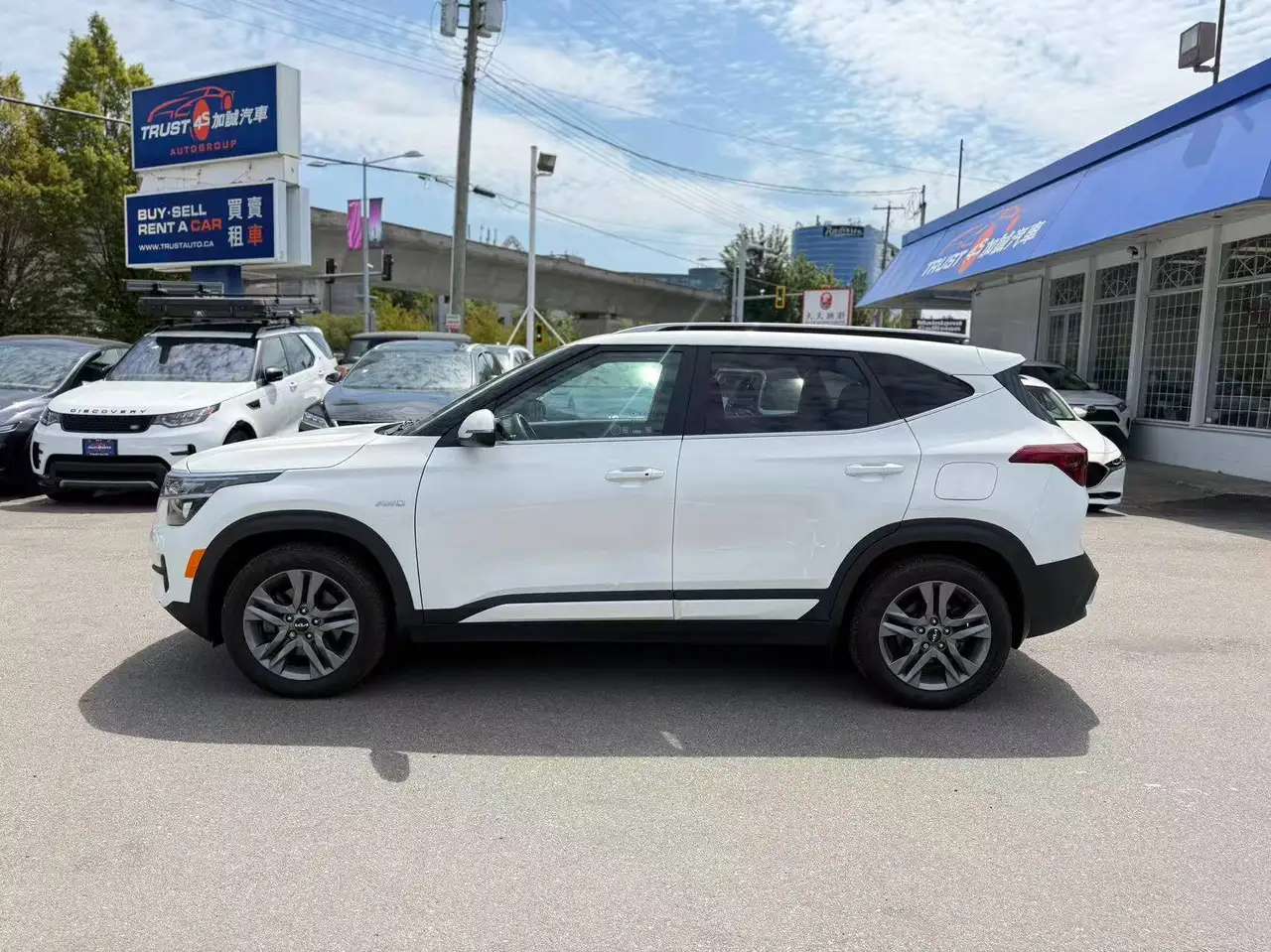 Kia Seltos photo Kia Seltos