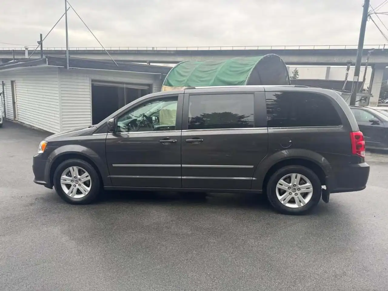 Dodge Grand Caravan снимка Dodge Grand Caravan