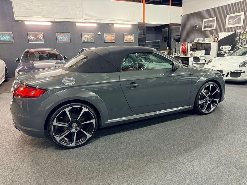 Audi TT Roadster 1.8 TFSI S-tronic S Sportsitze/NAVI+ — photo 12