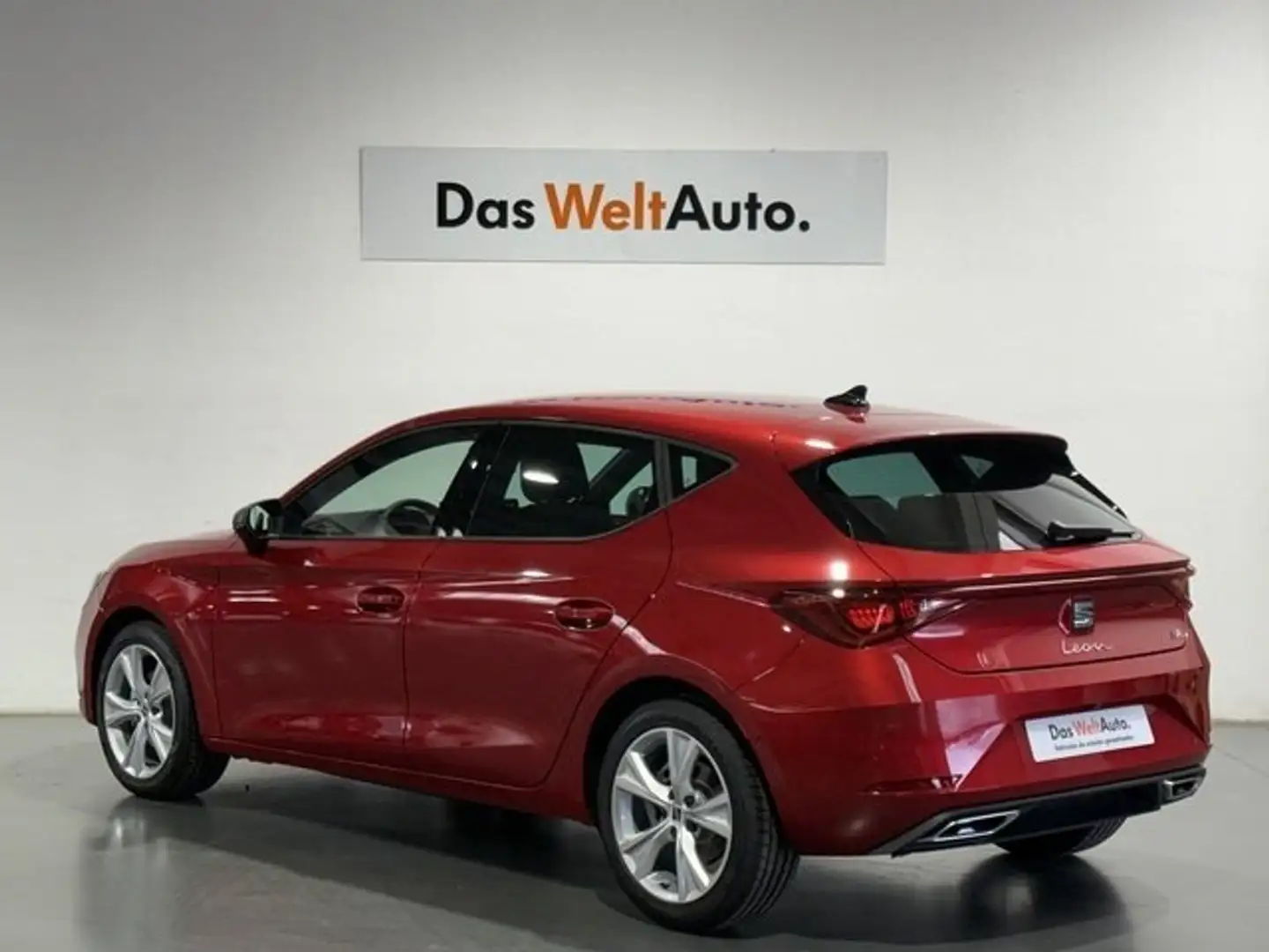 SEAT Leon 1.5 TSI S&S FR Special Edition 150 Rojo - 2