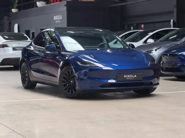Tesla Model 3 REAR WHEEL DRIVE - AUTOPILOT - HIGHLAND PREMIUM