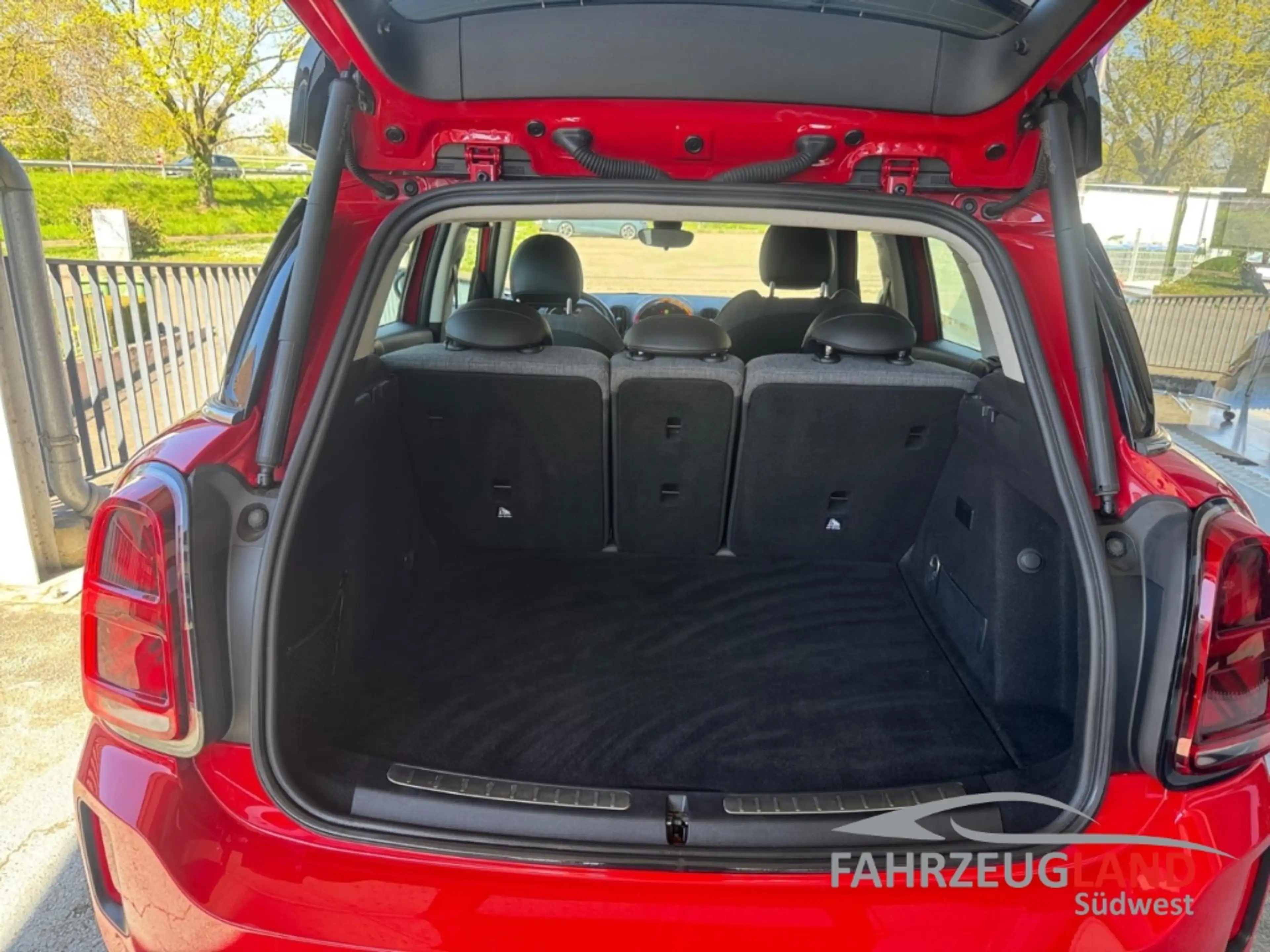 MINI Cooper SE Countryman Cooper S Klima PDC LED-Sch. Navi Sitzheizung BREMS — photo 13