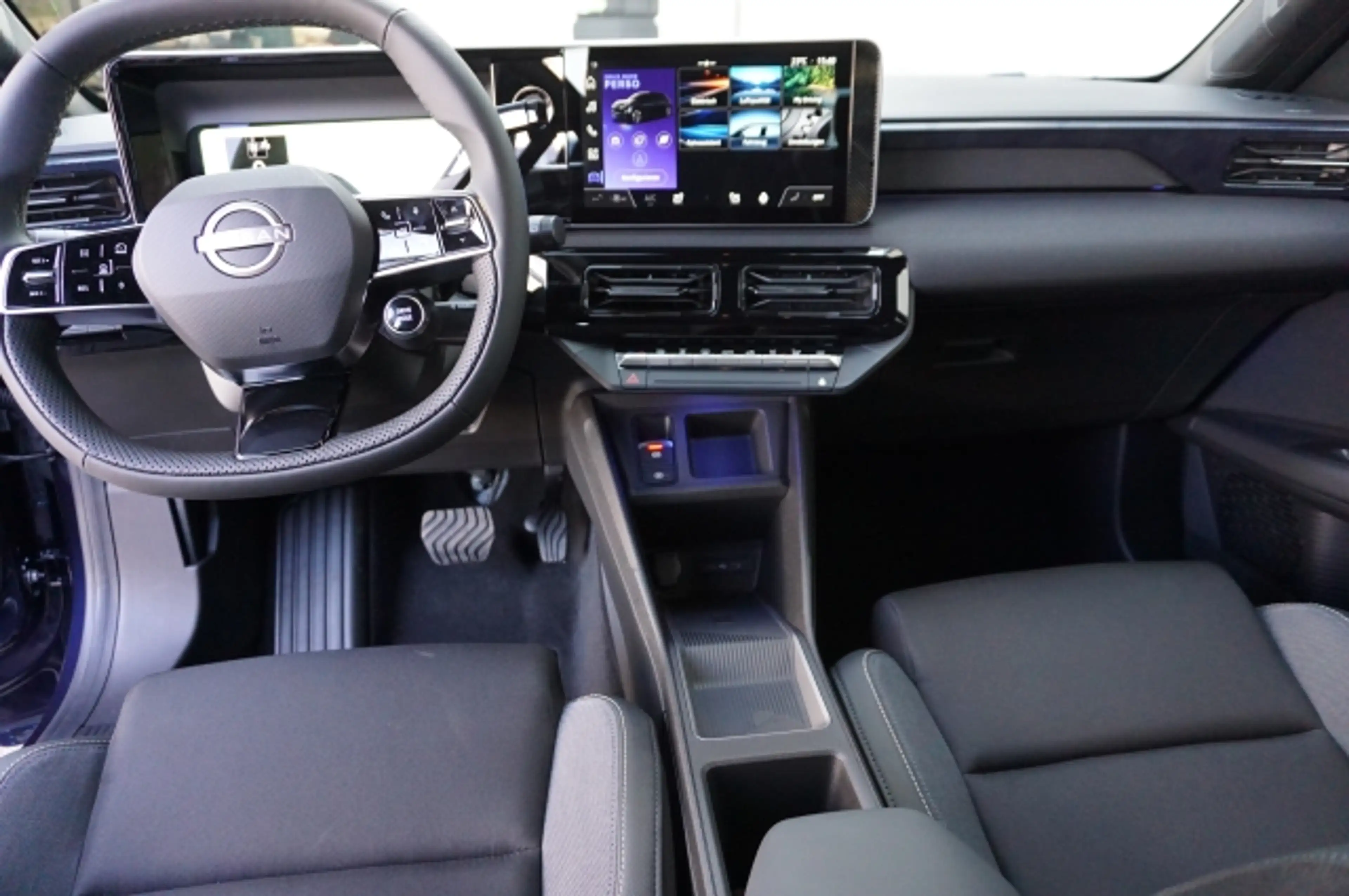 Nissan Micra Advance 52kwh — photo 7