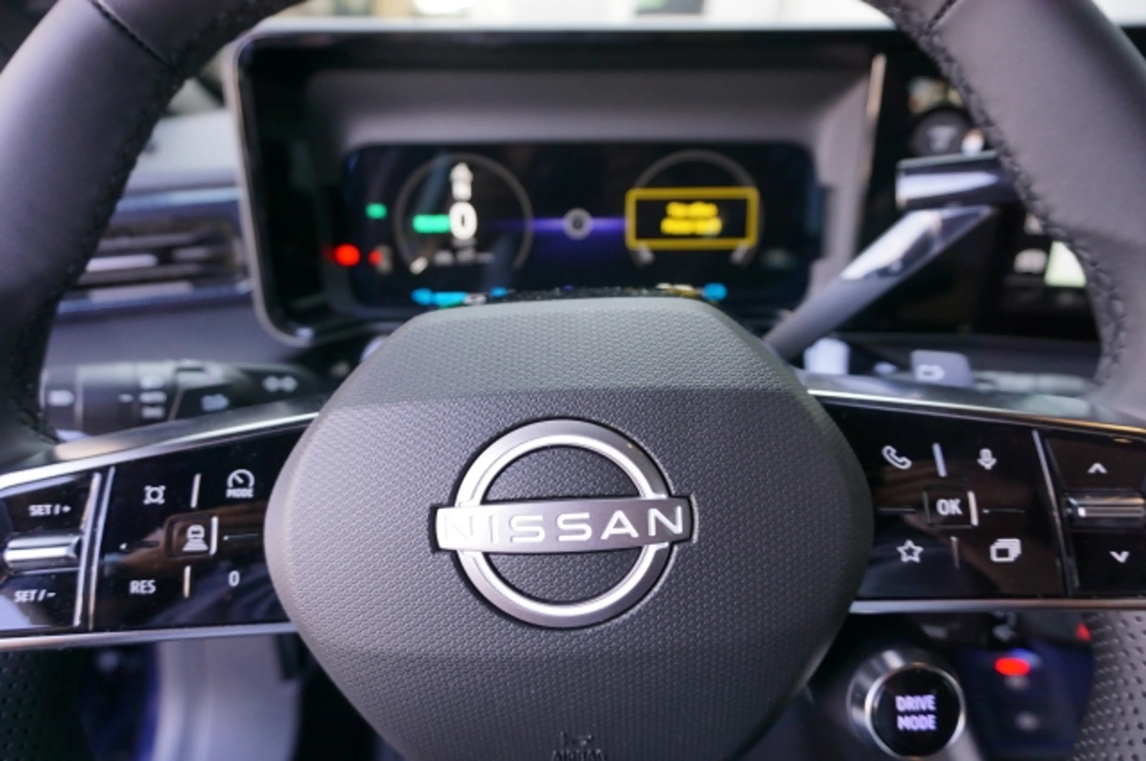 Nissan Micra Advance 52kwh — photo 9