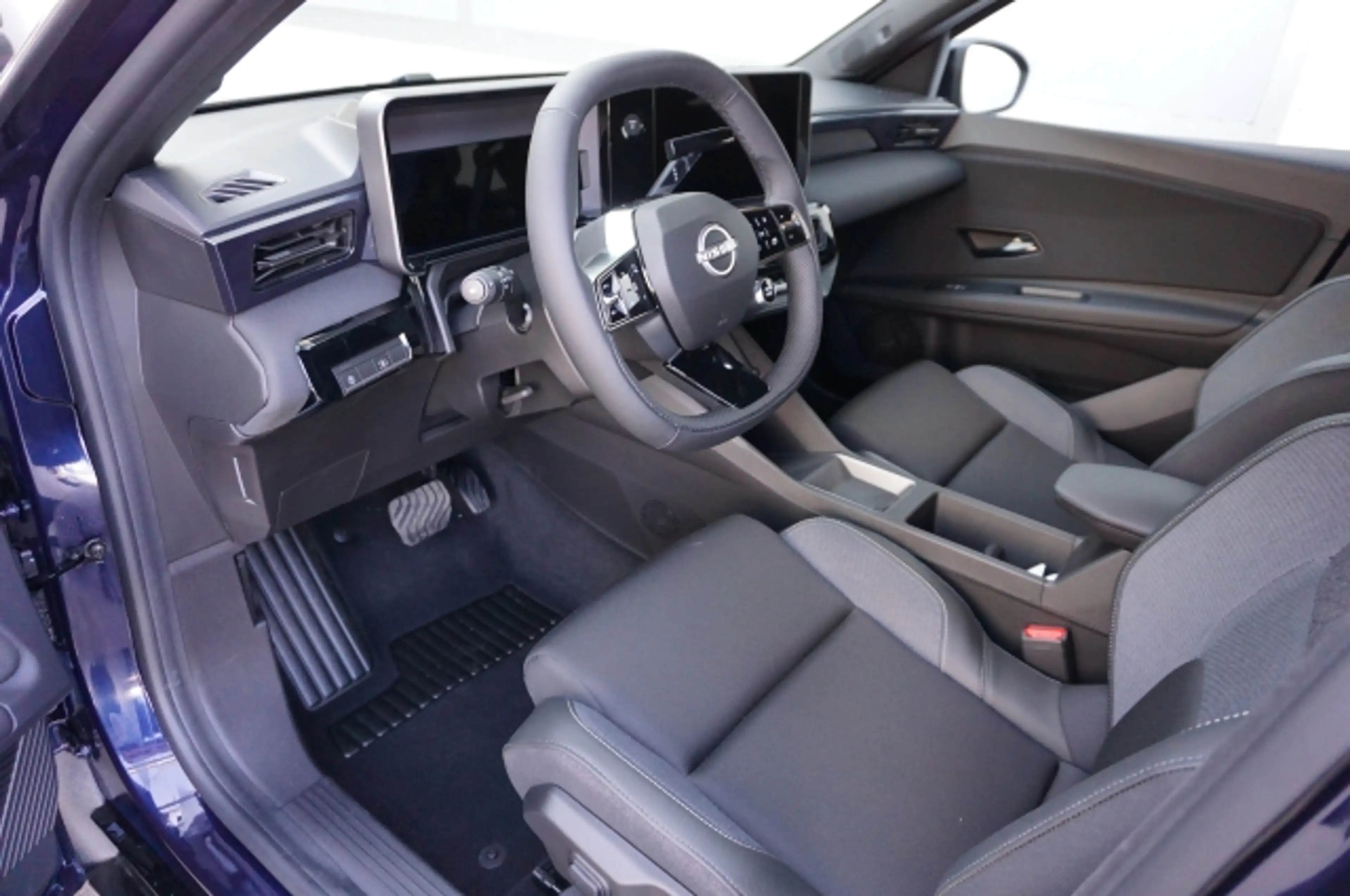 Nissan Micra Advance 52kwh — photo 5