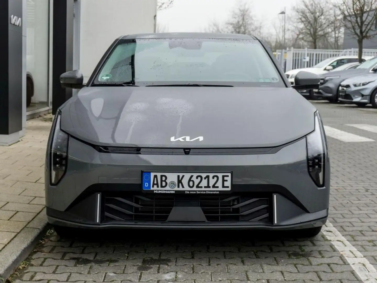 Kia EV4 Fastback 81,4 kWh Earth Navi Drive-Wise Gris - 2