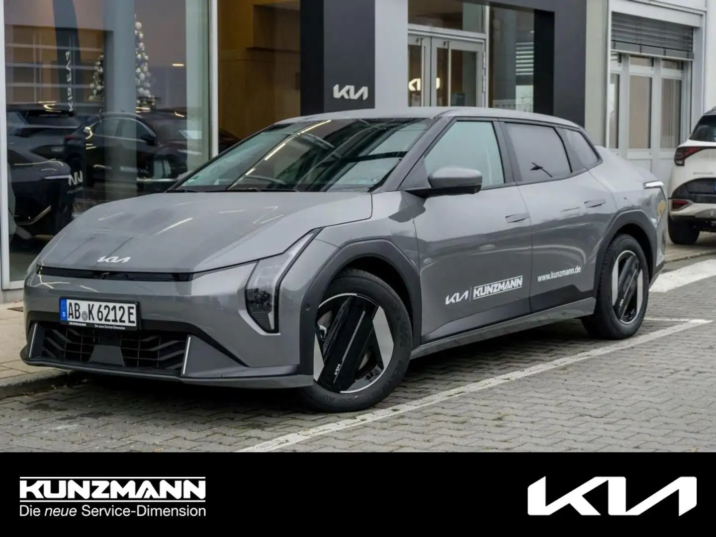 Kia EV4 Fastback 81,4 kWh Earth Navi Drive-Wise Gris - 1
