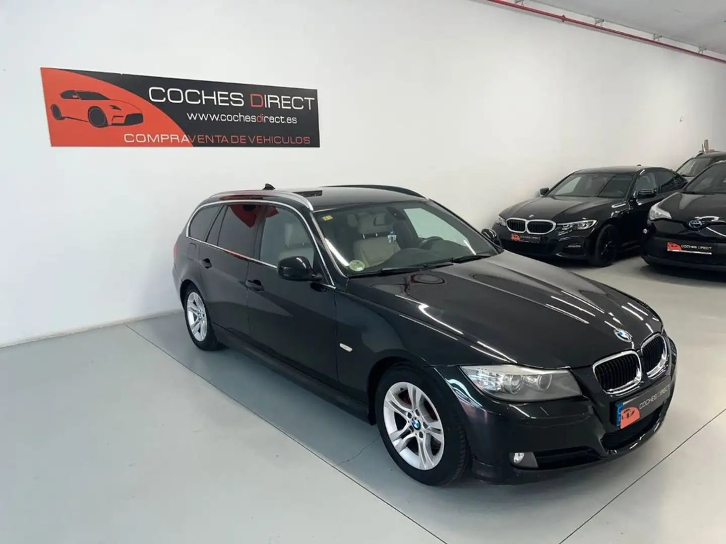 BMW 320 320d EfficientDynamics Edition Touring Noir - 2