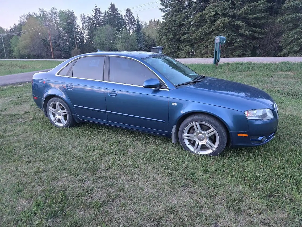 Audi A4 photo Audi A4