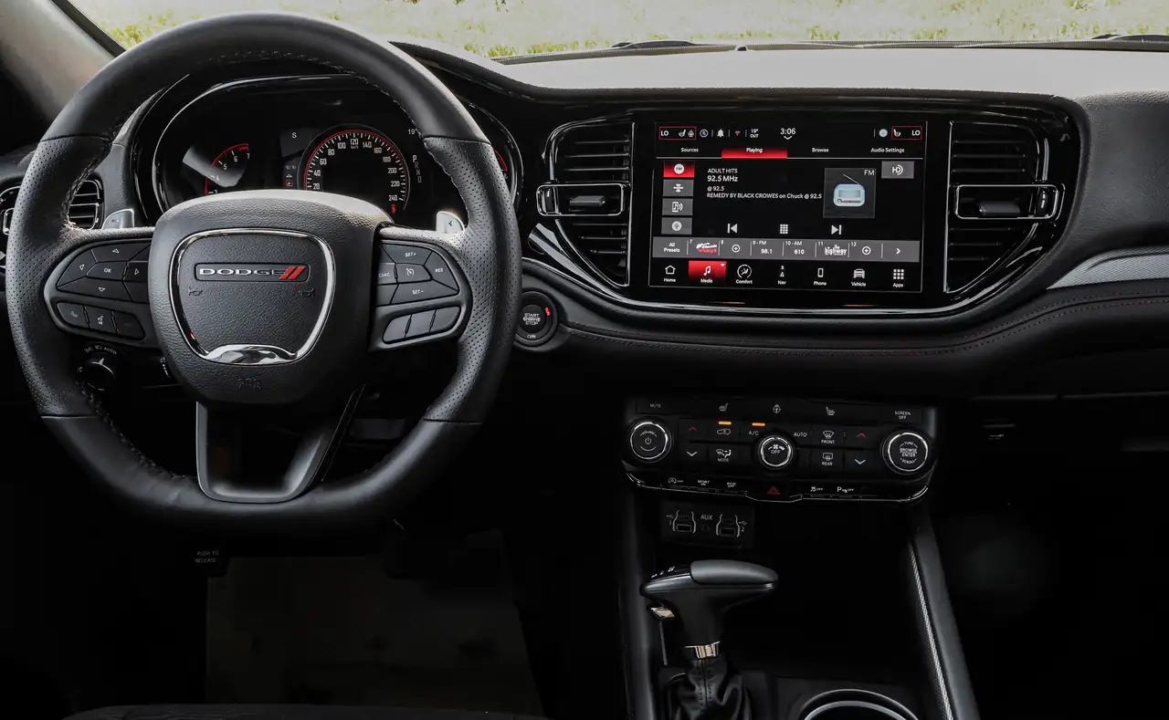 Dodge Durango снимка Dodge Durango