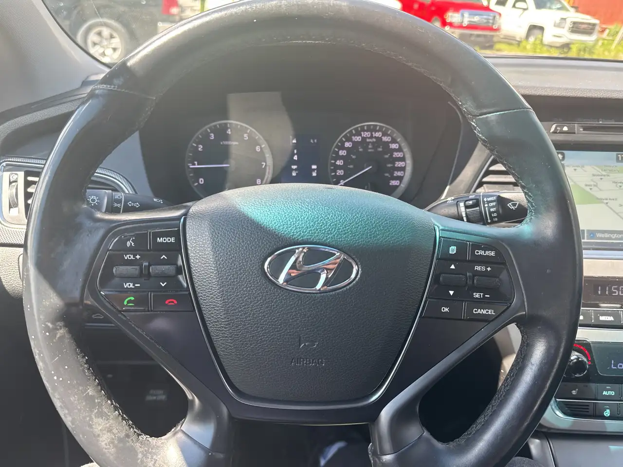 Hyundai SONATA photo Hyundai SONATA