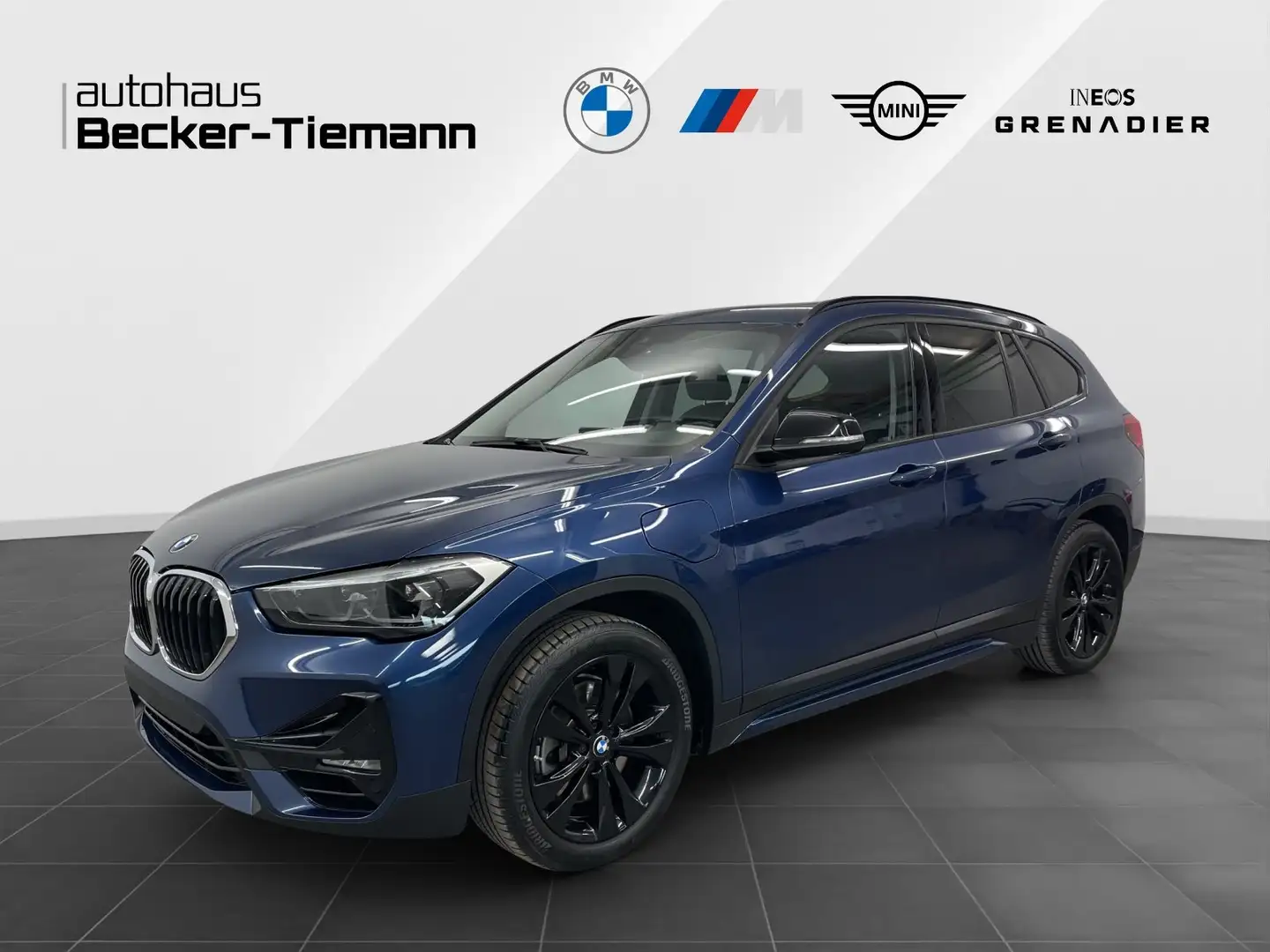 BMW X1 xDrive25e Sport Line,AHK,Rückfahrkamera,etc. Blau - 1