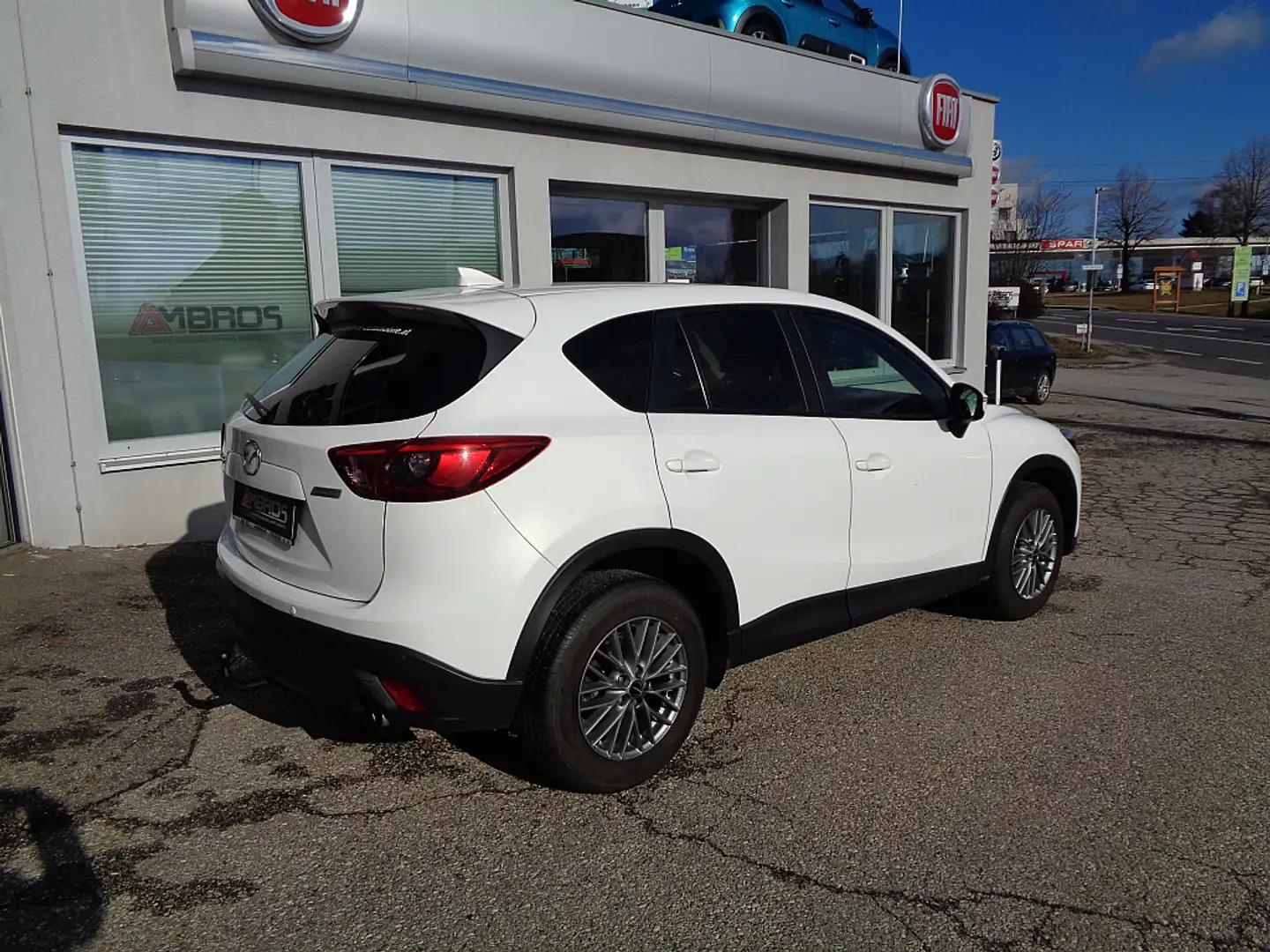 Mazda CX-5 CD150 Attraction + Anhängerkupplung Weiß - 2