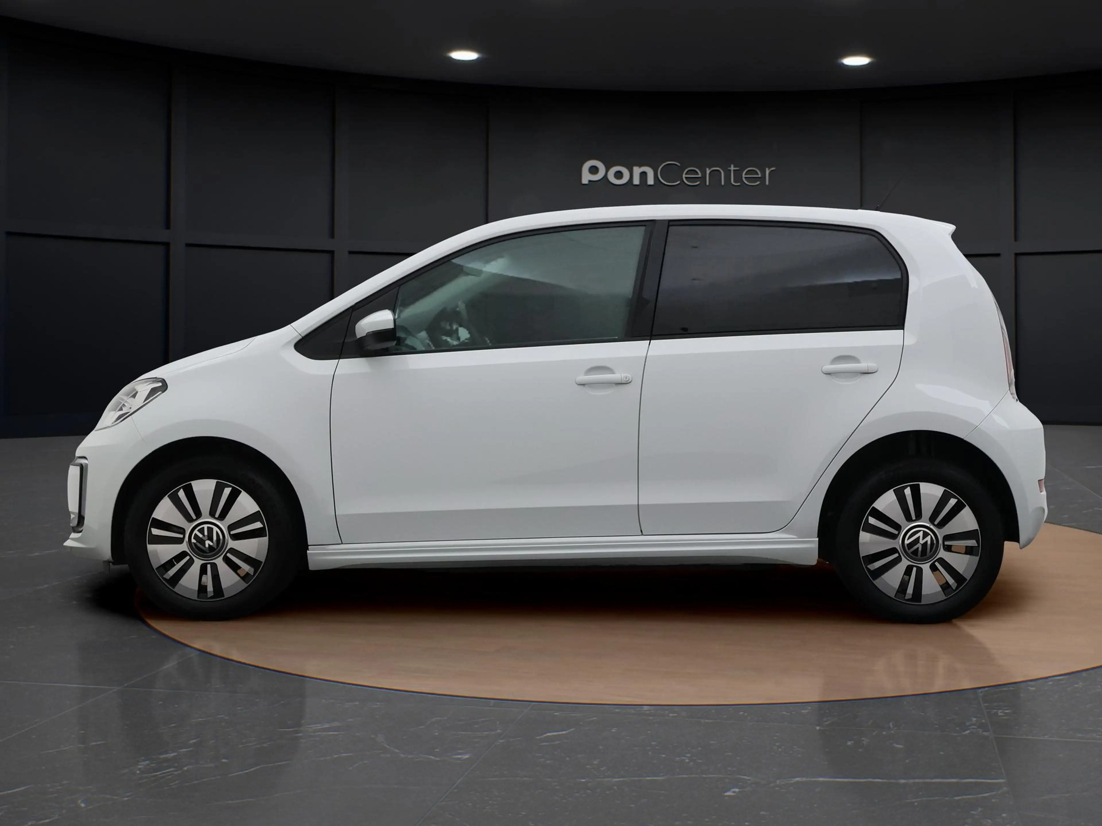 Volkswagen e-up! | Camera | Stoelverwarming | Climate Control | Cru — photo 6