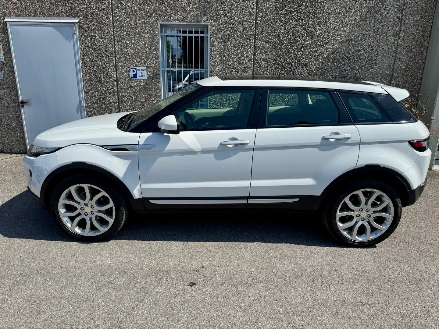 Land Rover Range Rover Evoque Range Rover Evoque 5p 2.2 sd4 Pure Tech Pack 190cv - 2