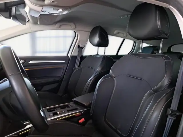 Renault Megane view 9