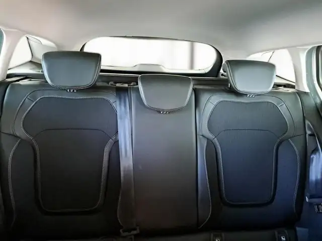 Renault Megane view 11