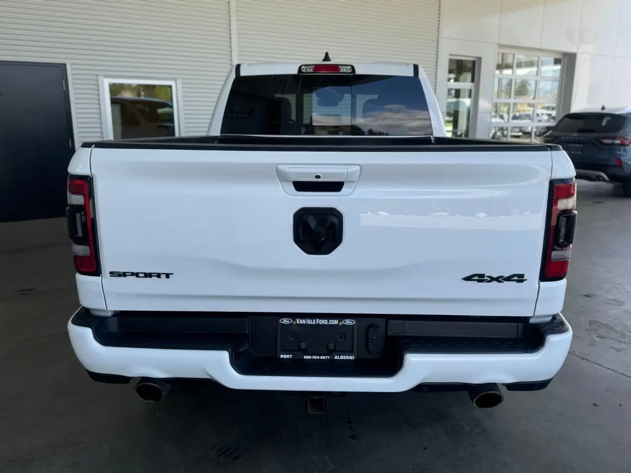 RAM 1500 снимка RAM 1500