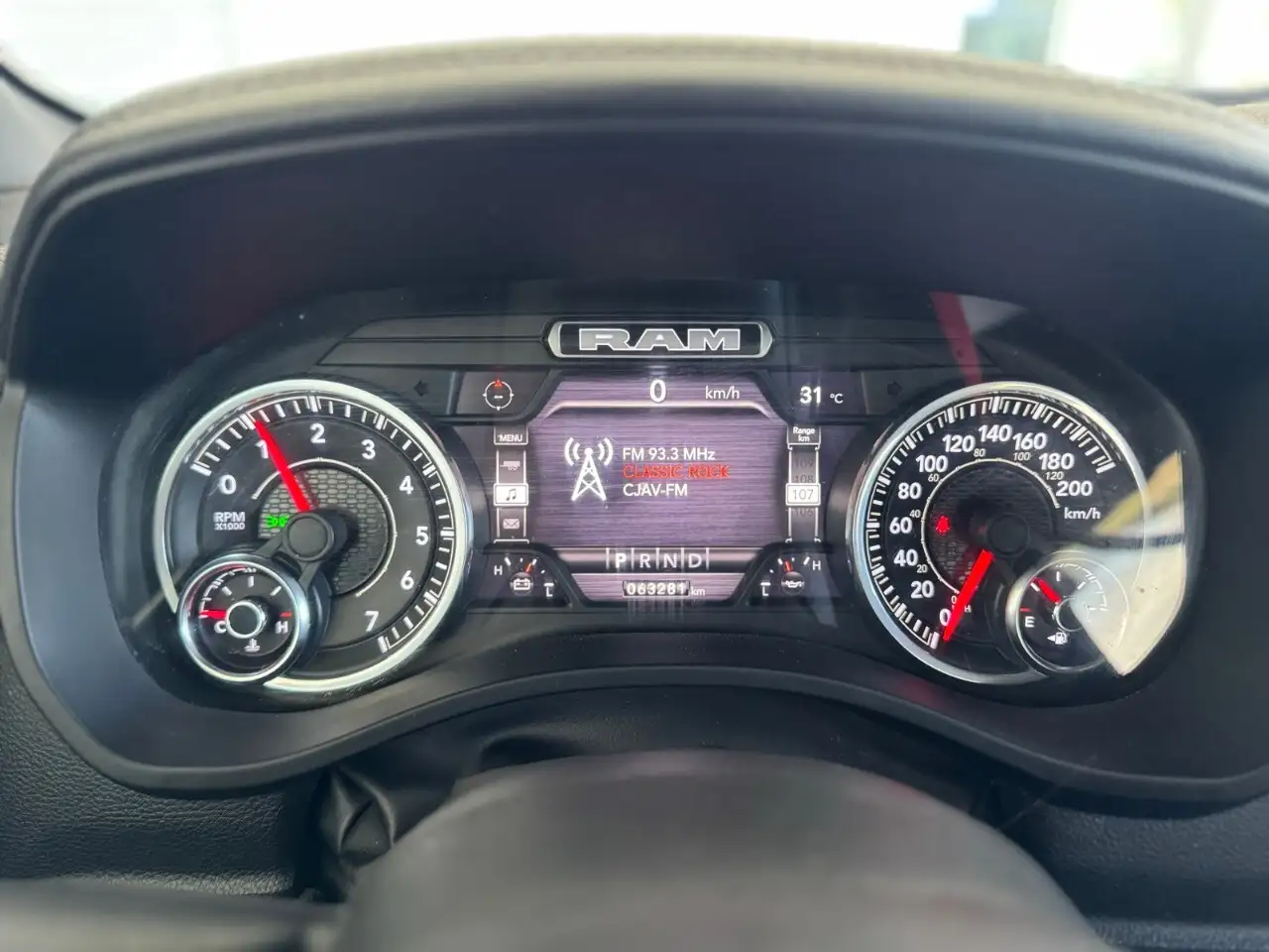 RAM 1500 снимка RAM 1500