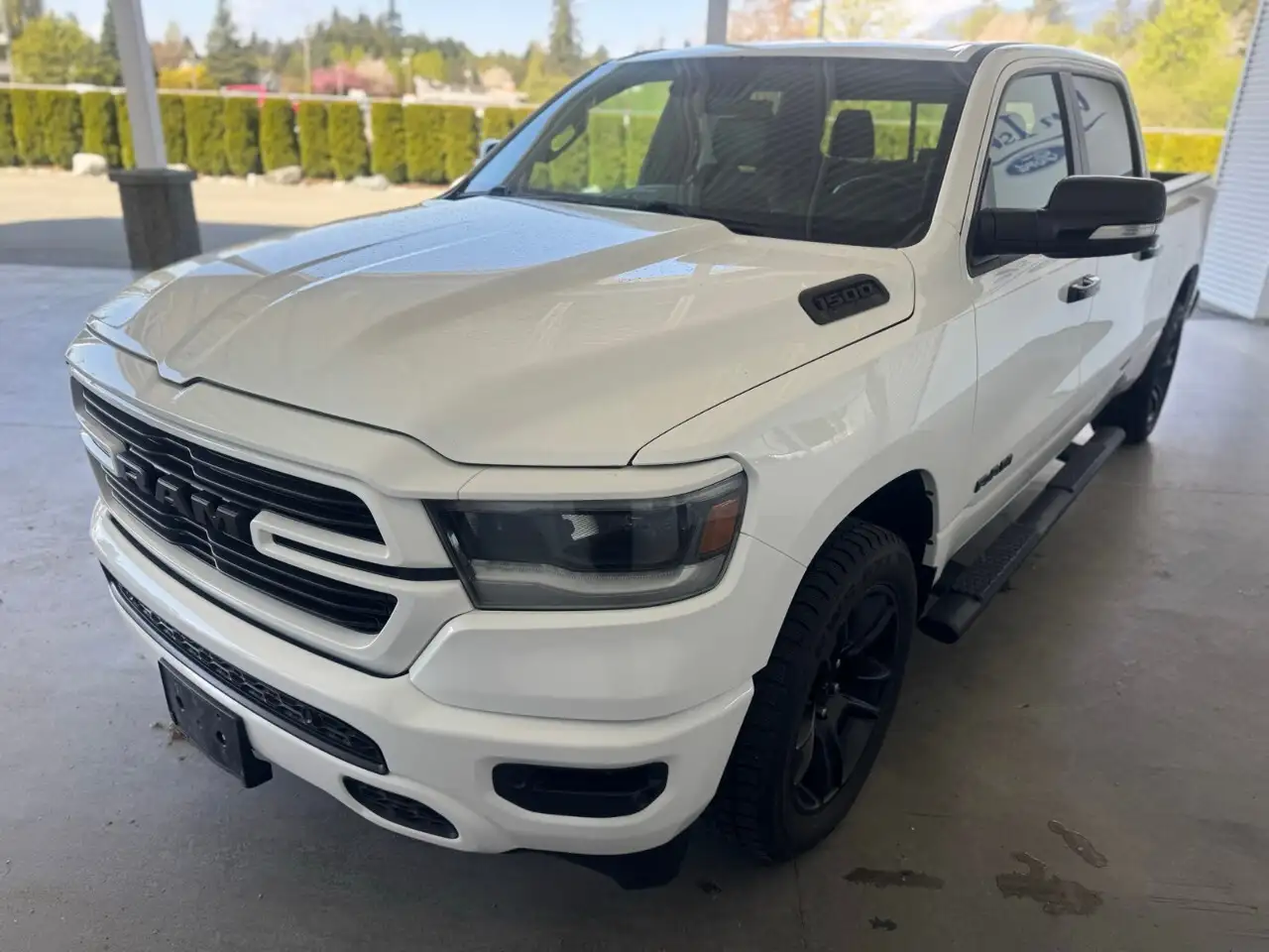 RAM 1500 снимка RAM 1500