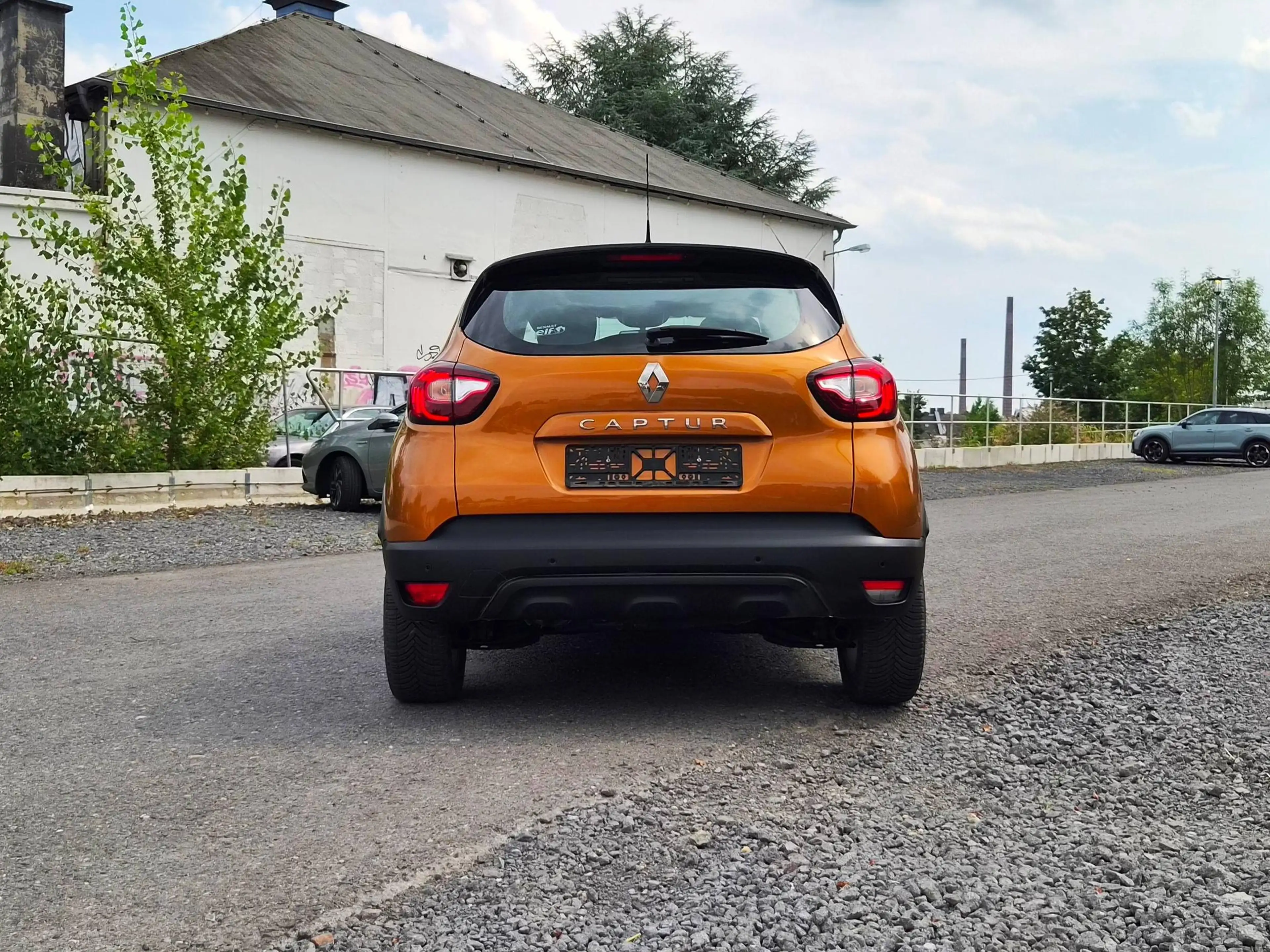 Renault Captur Limited/2 Hand/36000km/Klima/PDC/Colorverglasung/Finanzierung ab 6,99%/Euro6/ — photo 6