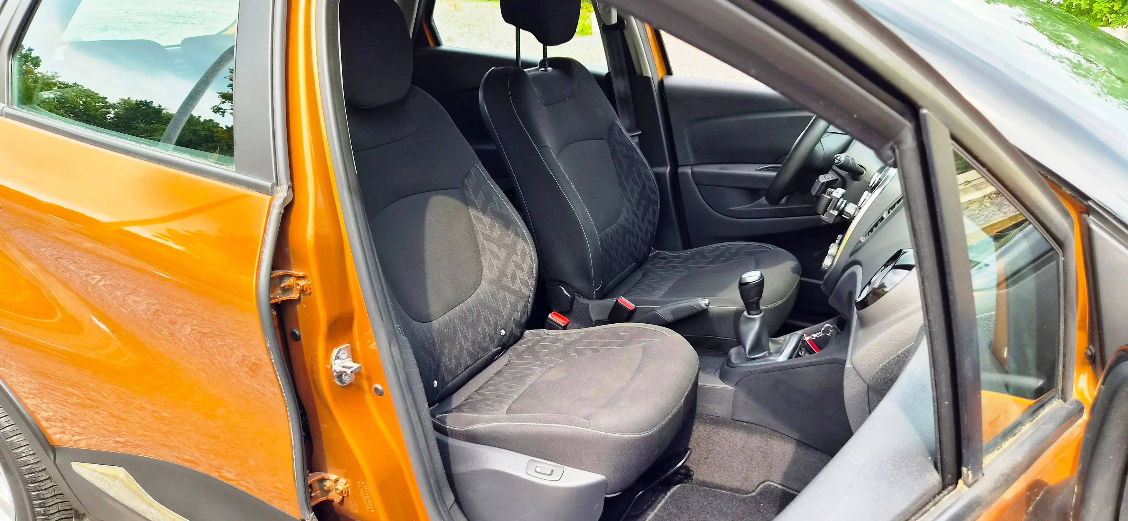 Renault Captur Limited/2 Hand/36000km/Klima/PDC/Colorverglasung/Finanzierung ab 6,99%/Euro6/ — photo 12