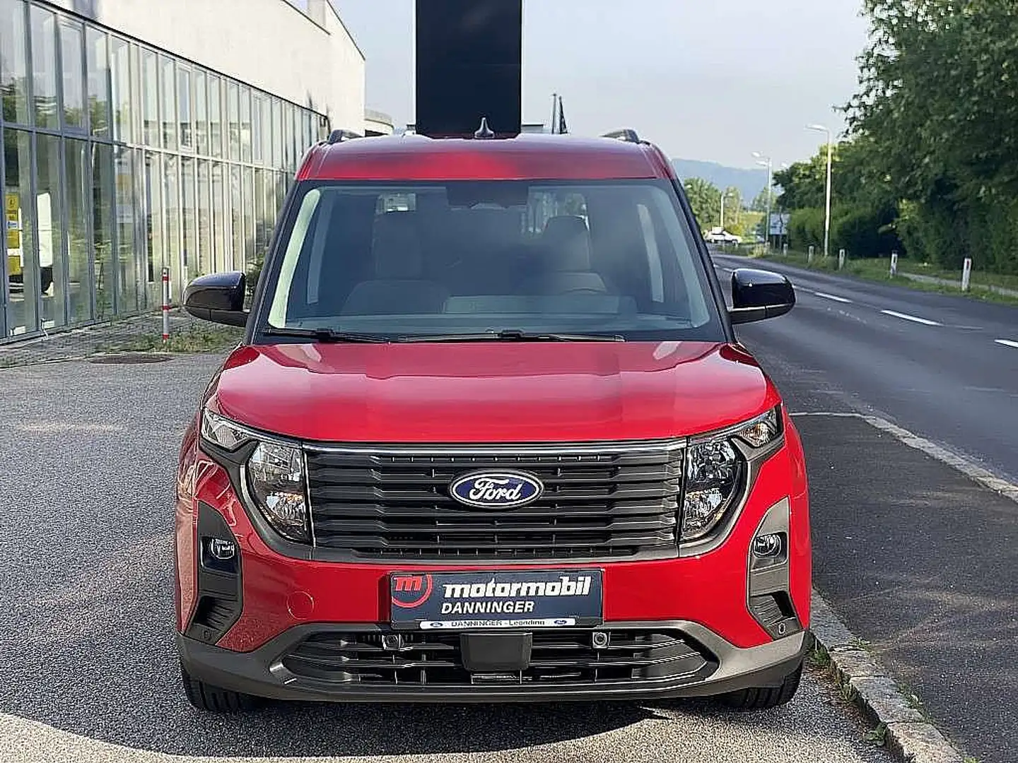 Ford Tourneo Courier 1,0 EcoBoost Titanium Rouge - 1