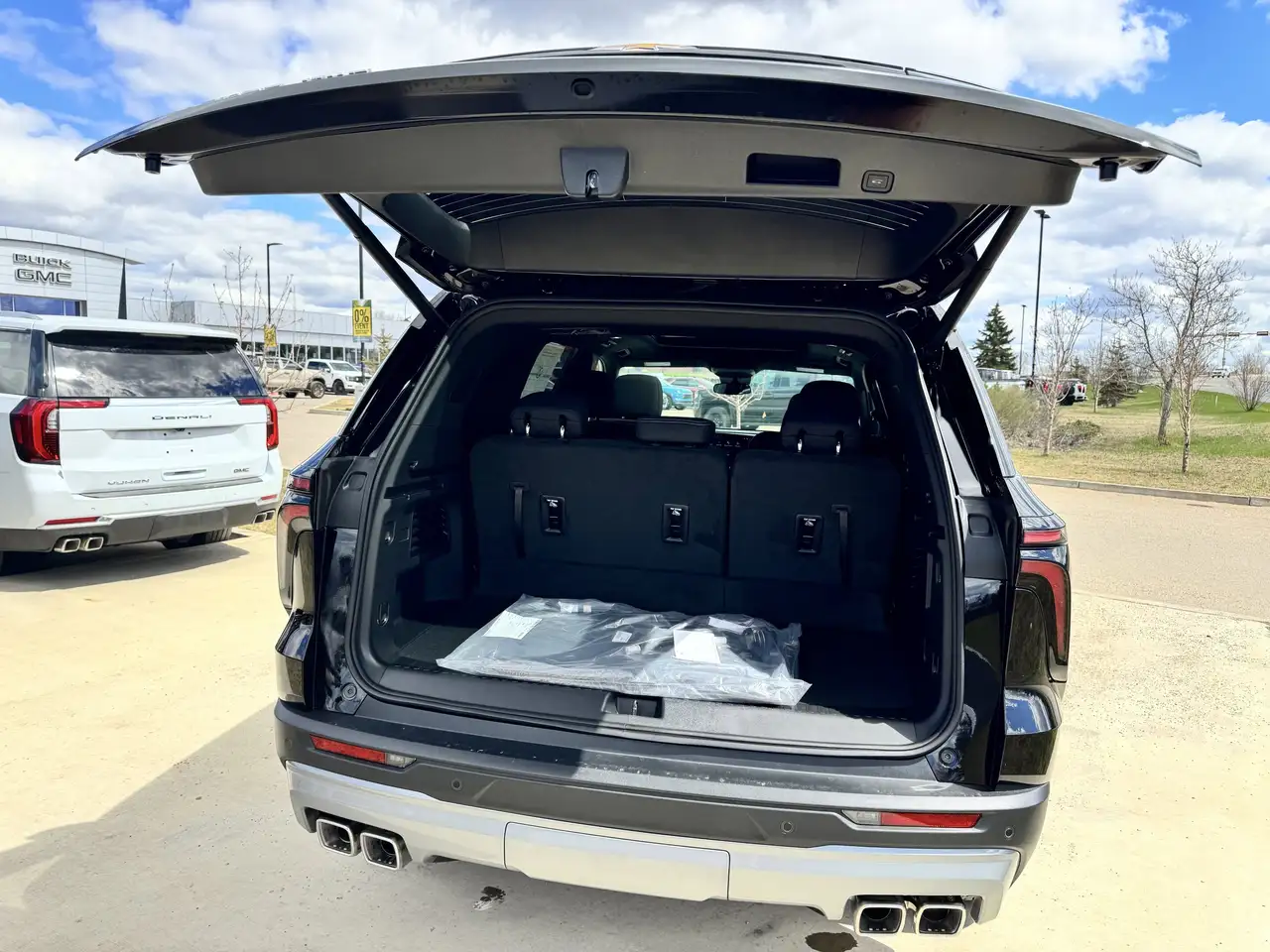 Chevrolet Traverse снимка Chevrolet Traverse