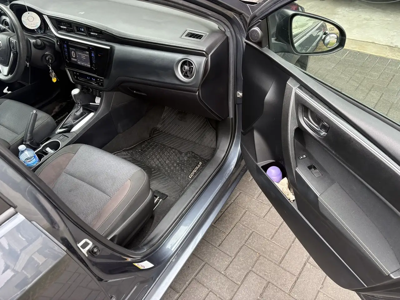 Toyota Corolla снимка Toyota Corolla