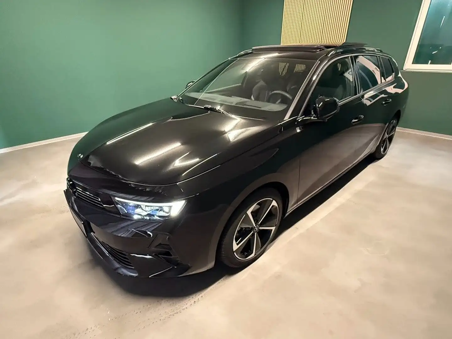 Opel Astra Sports Tourer GS/360°/Pano/Head-Up/mtl169€ Schwarz - 1